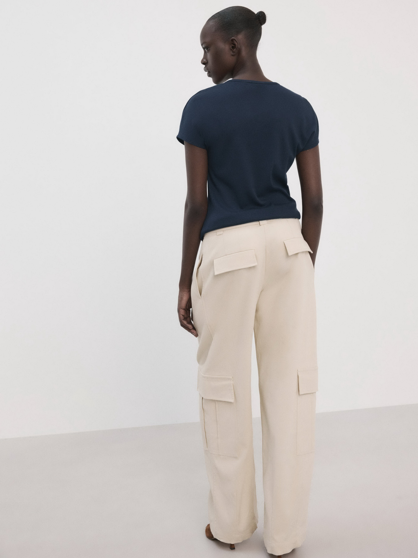 Футболки і поло MANGO ZANI модель 27007805_56 Фото