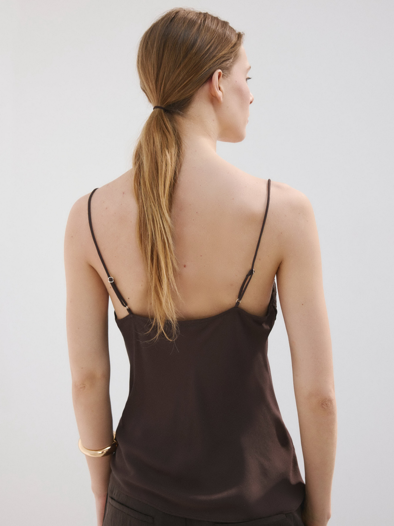 Футболки и поло MANGO LOTUS модель 27077145_32 Фото