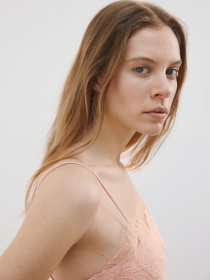 Футболки и поло MANGO LOTUS модель 27077145_85 Фото