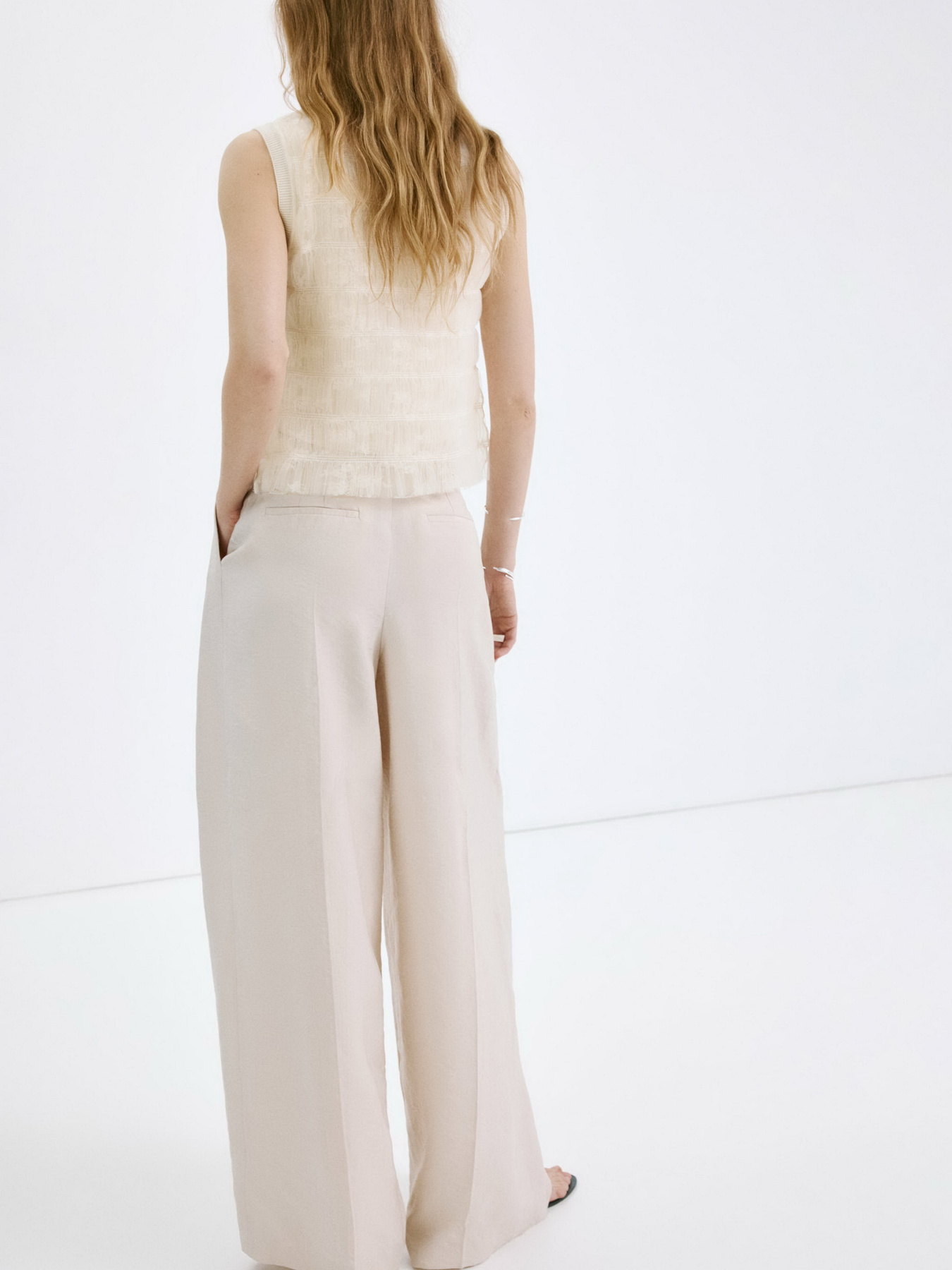 Футболки і поло MANGO ROCOCO модель 27027169_5 Фото