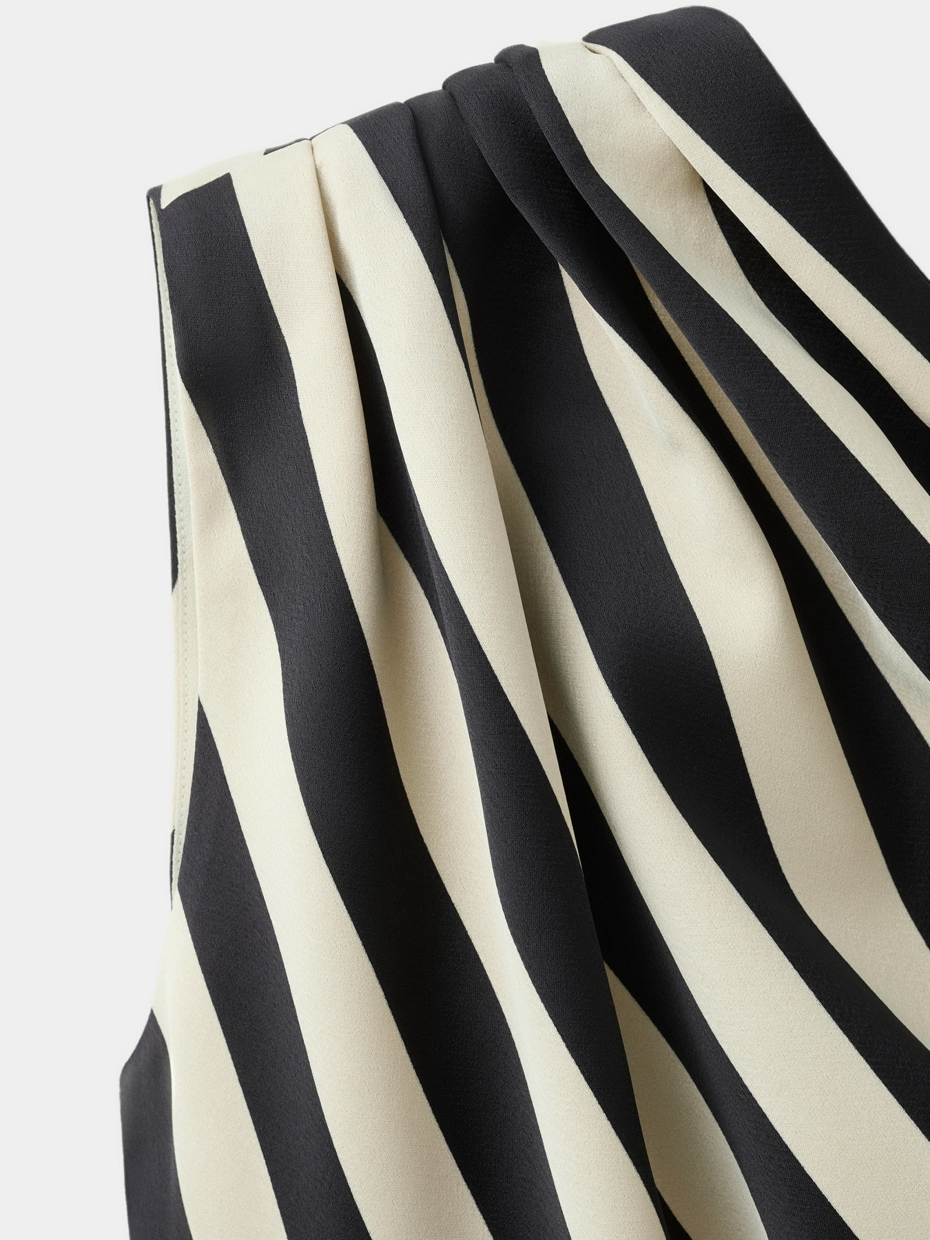 Футболки и поло MANGO LUNATIC модель 27095842_5 Фото