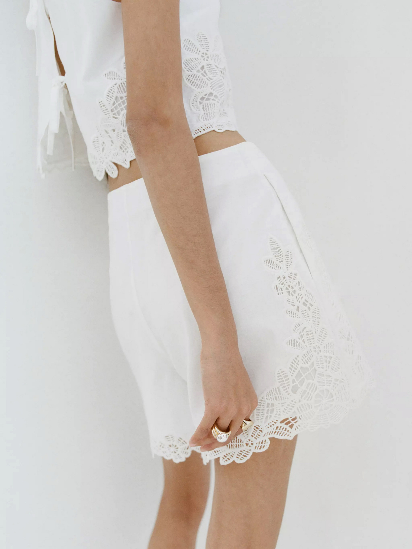Шорти MANGO MILA модель 27089069_2 Фото
