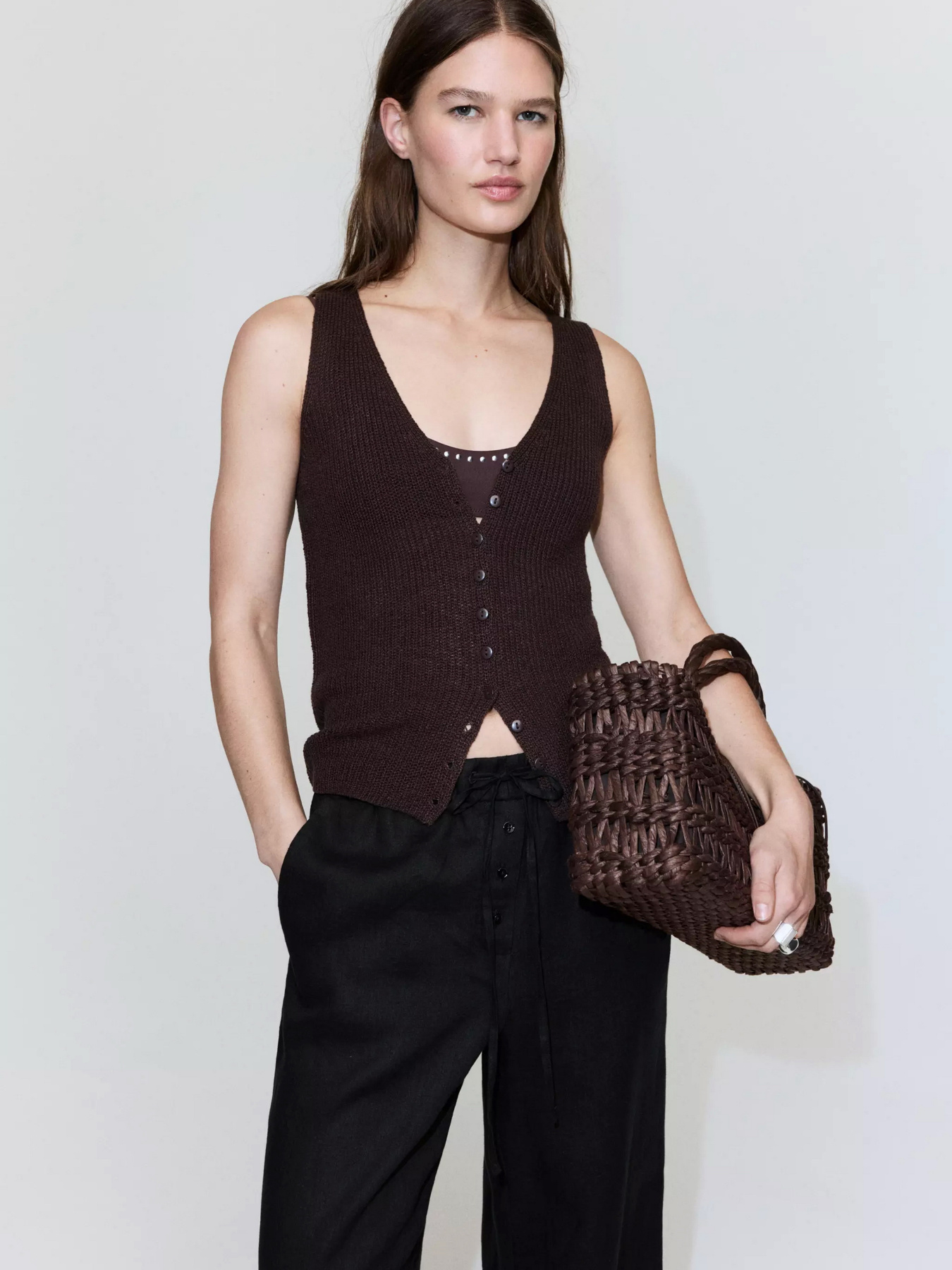Брюки MANGO SOMA модель 27091349_99 Брюки MANGO SOMA модель 27091349_99 Фото