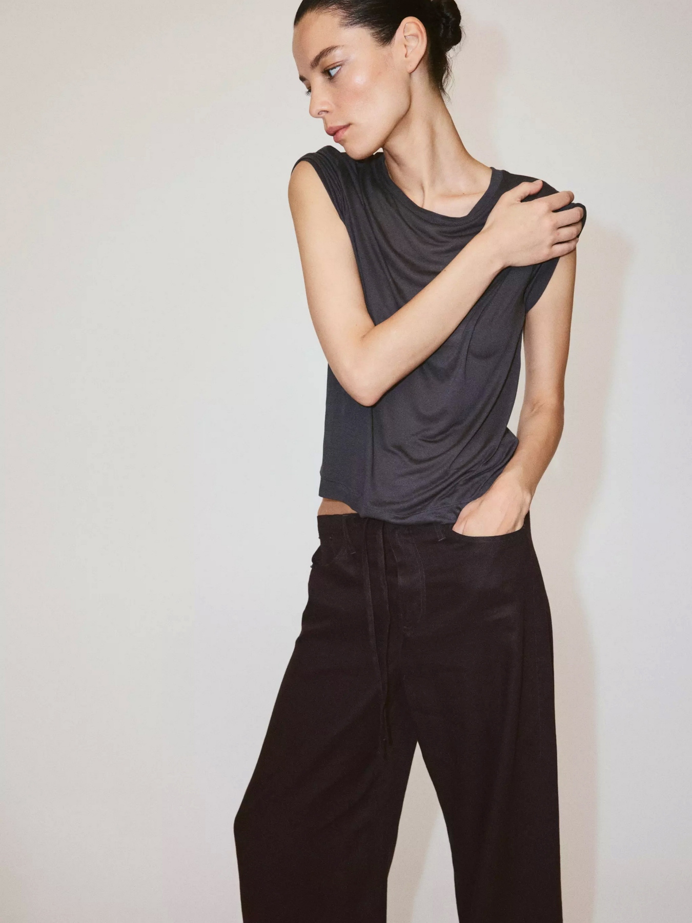 Брюки MANGO VERMUT модель 37041438_32 Фото