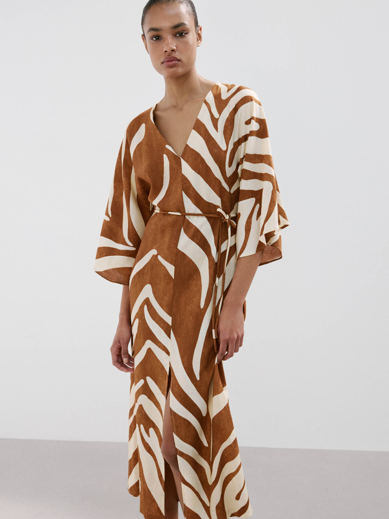 Сукні MANGO KARLA модель 27019078_30 Сукні MANGO KARLA модель 27019078_30 Фото