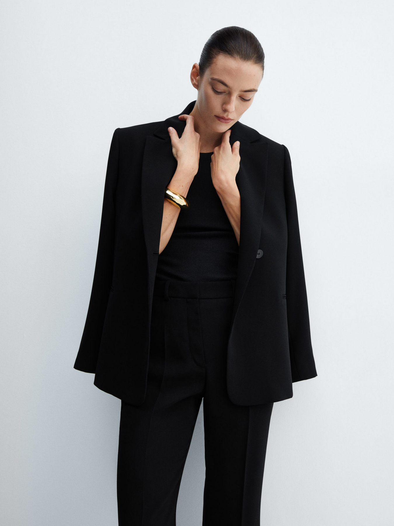 Пиджак MANGO Tortuga модель 67053265_99 Пиджак MANGO Tortuga модель 67053265_99 Фото