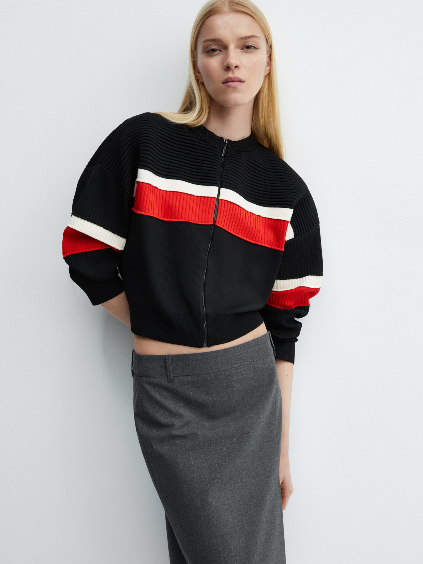 Кардиган MANGO Bizcoxit модель 67034064_99 Кардиган MANGO Bizcoxit модель 67034064_99 Фото