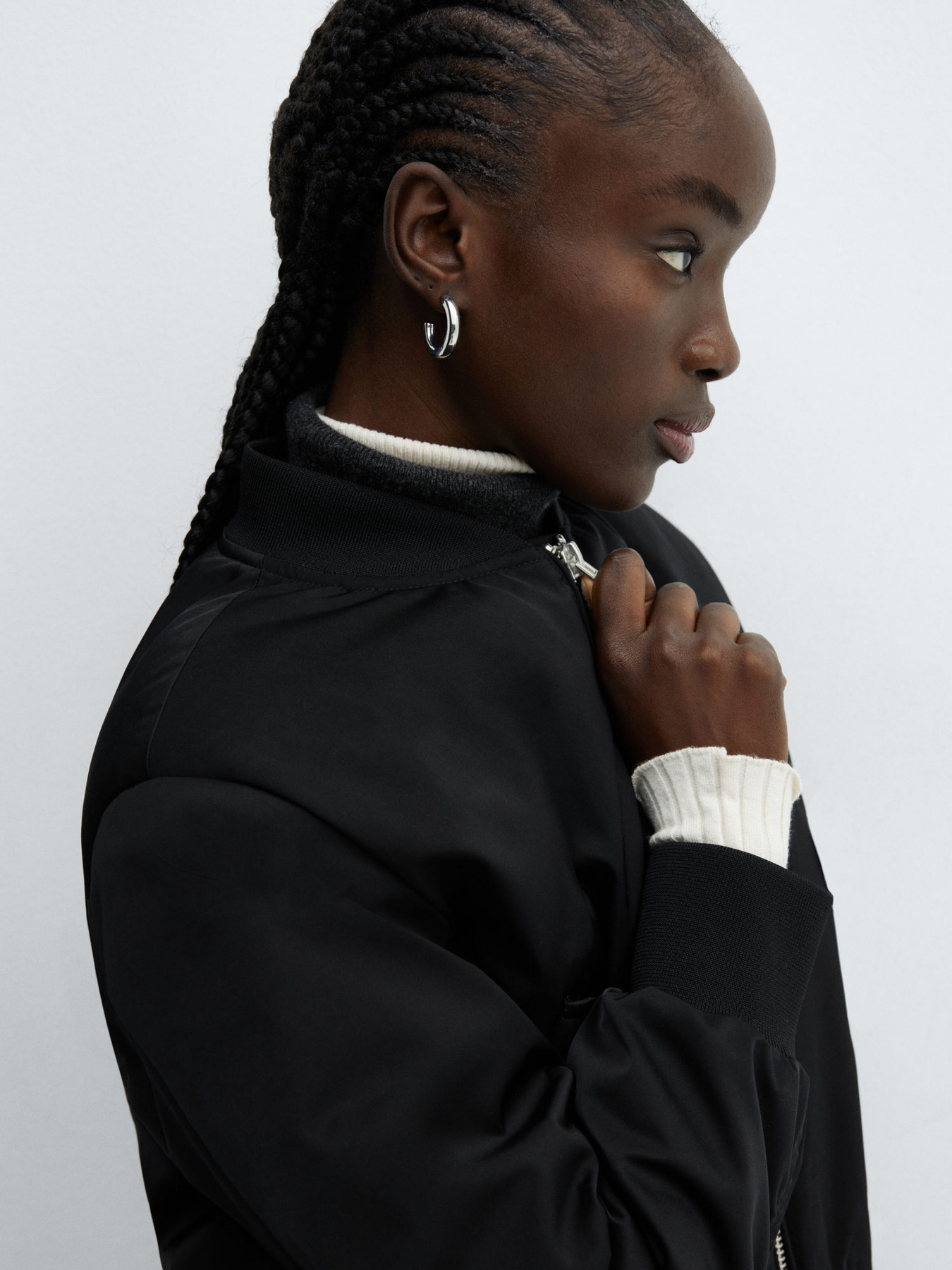 Бомбер MANGO Crush модель 67053262_99 Фото