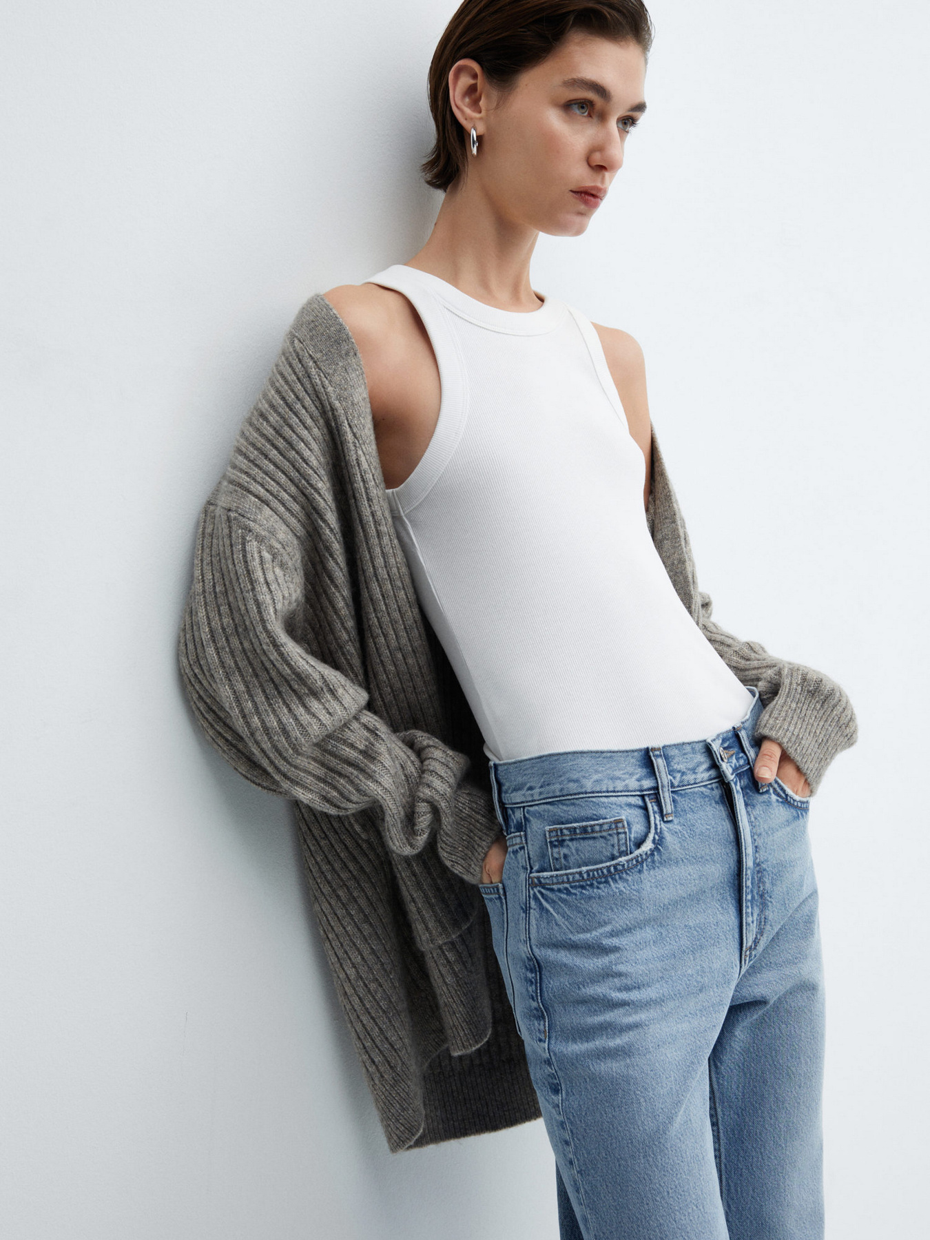 Прямые джинсы MANGO Matilda модель 67044021_TM Прямые джинсы MANGO Matilda модель 67044021_TM Фото