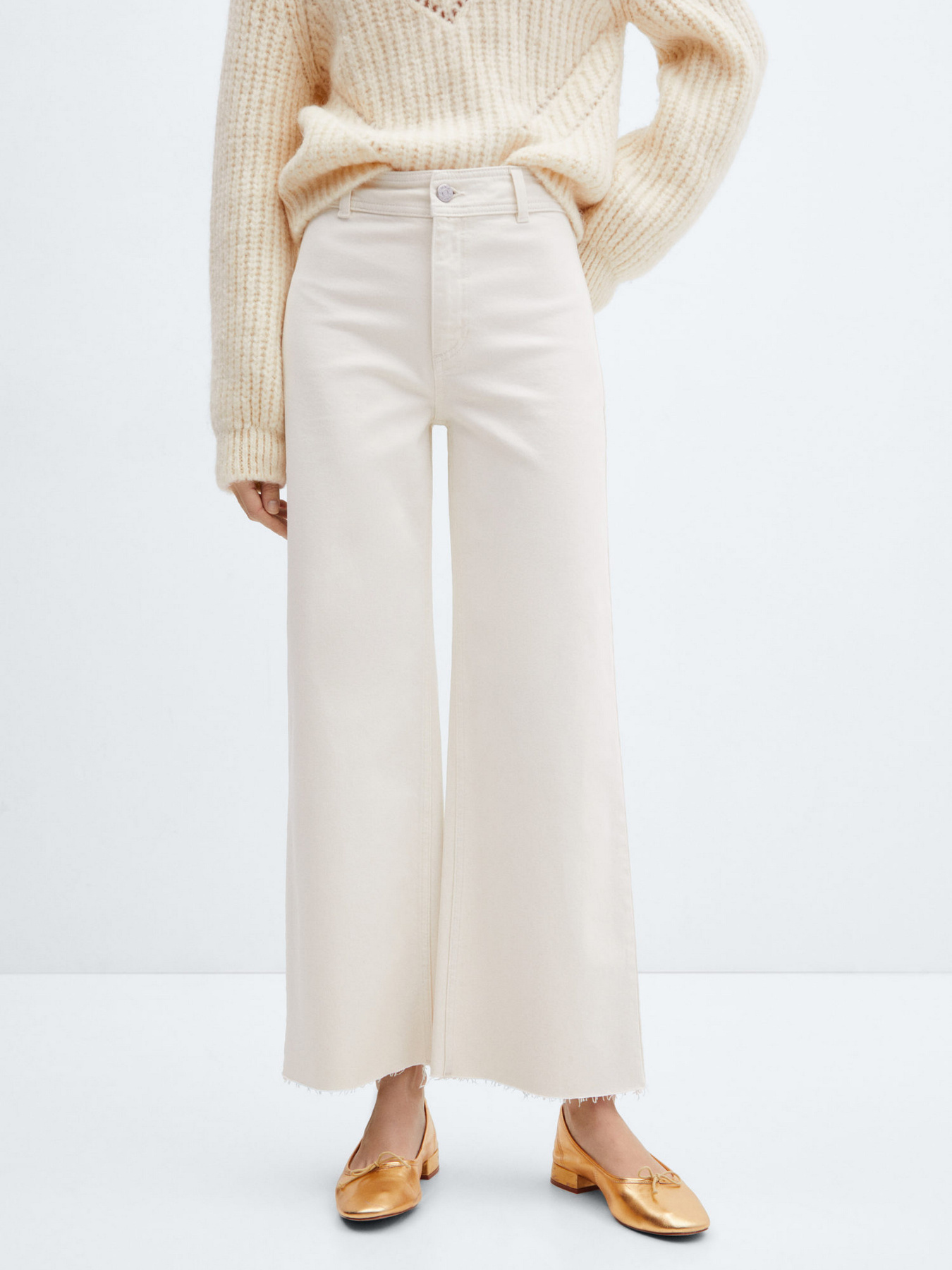 Расклешенные джинсы MANGO Catherin модель 67024033_2 Фото