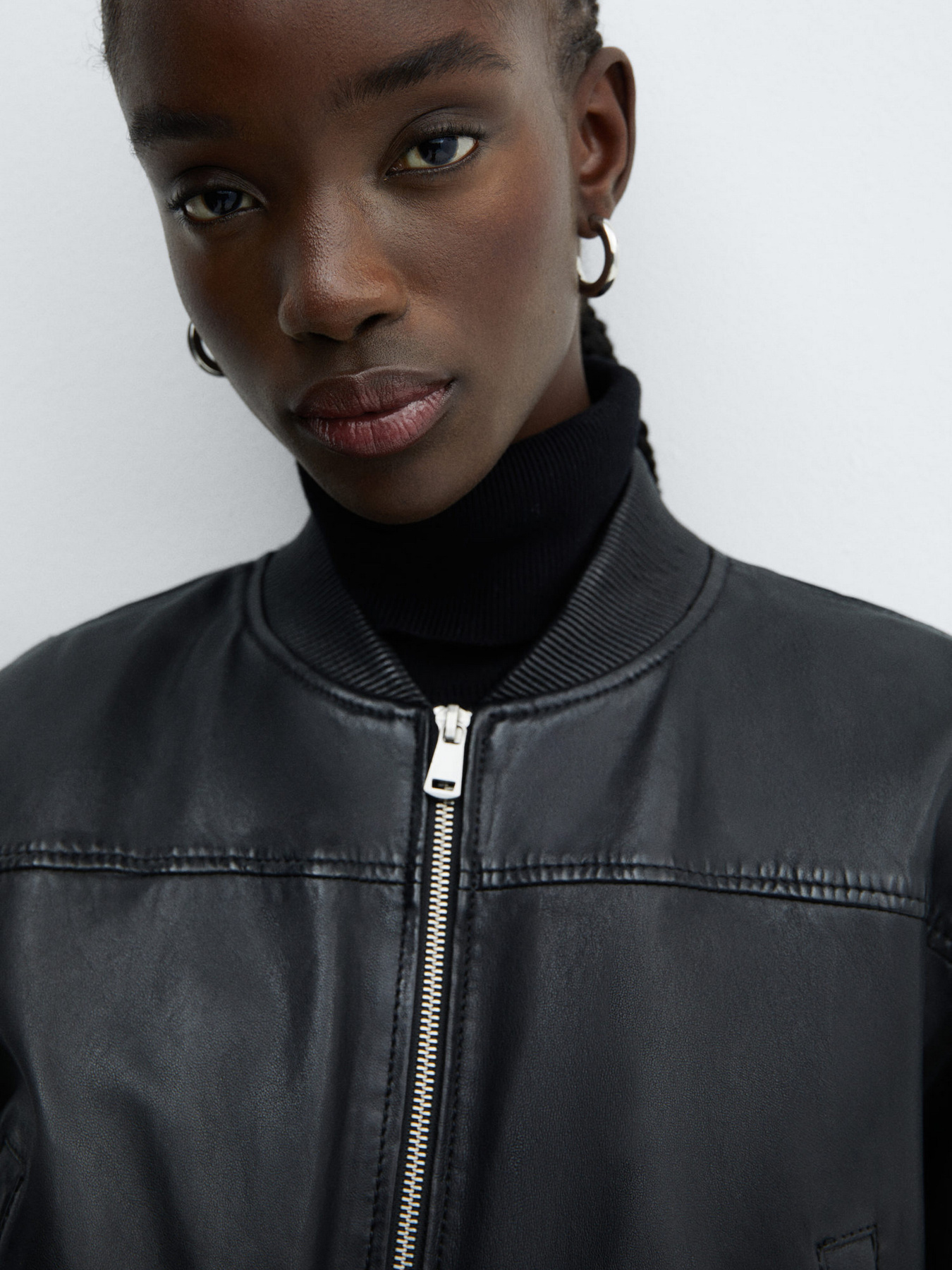 Шкіряна куртка MANGO Fanta модель 67041507_99 Фото