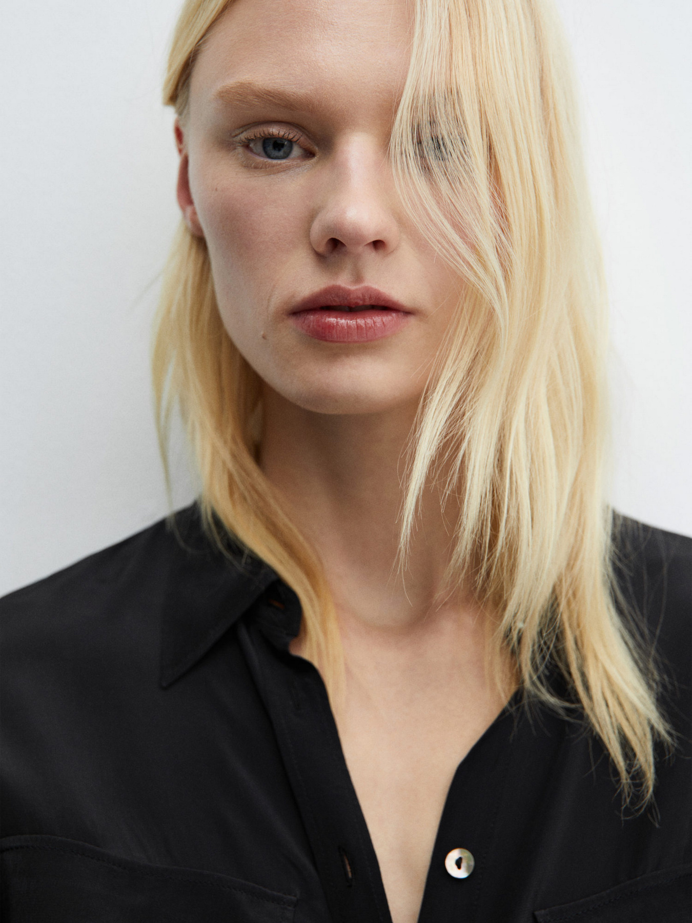 Рубашка MANGO Massima модель 67064037_99 Фото