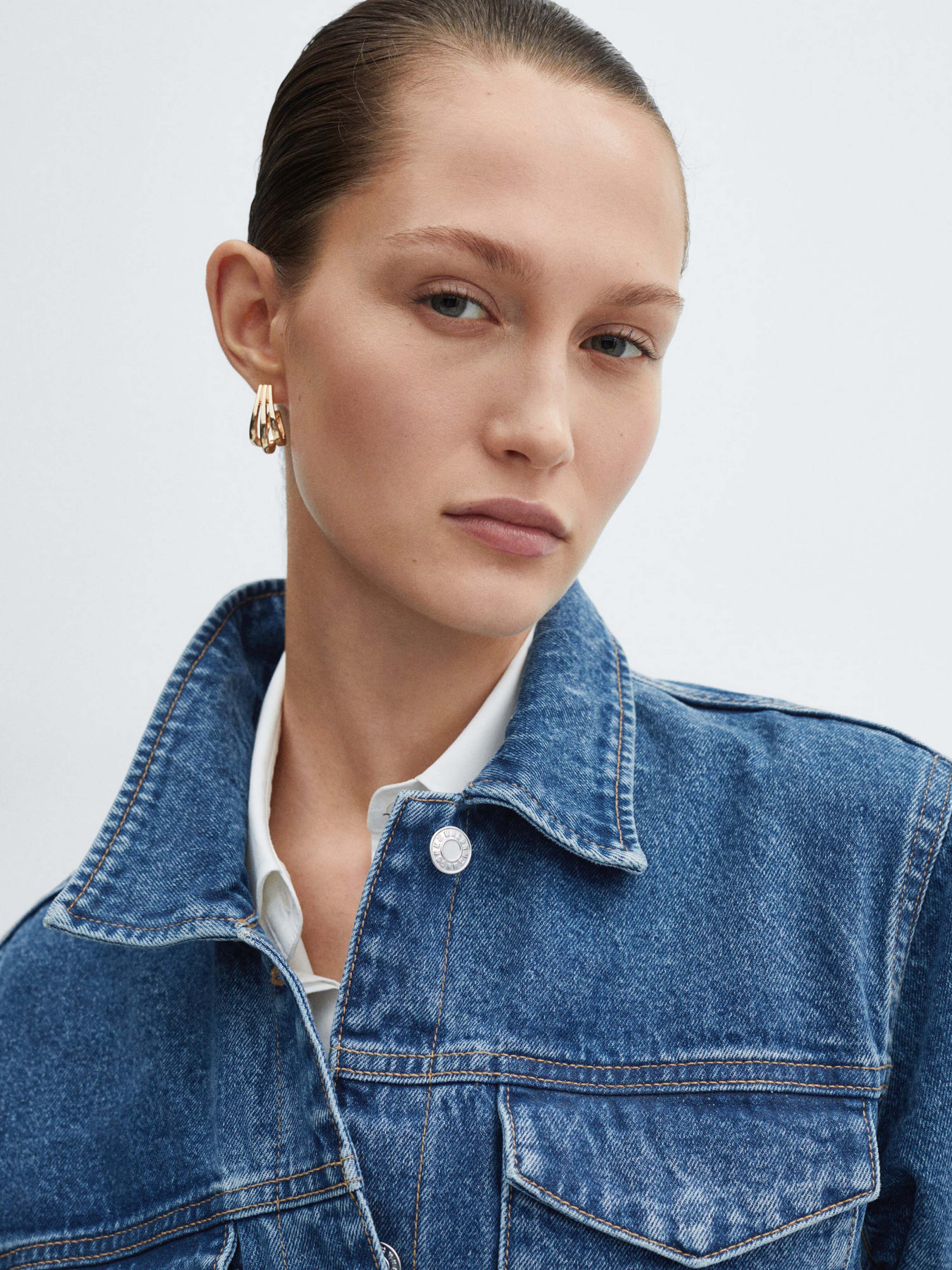 Джинсова куртка MANGO Susan модель 67075141_TM Фото