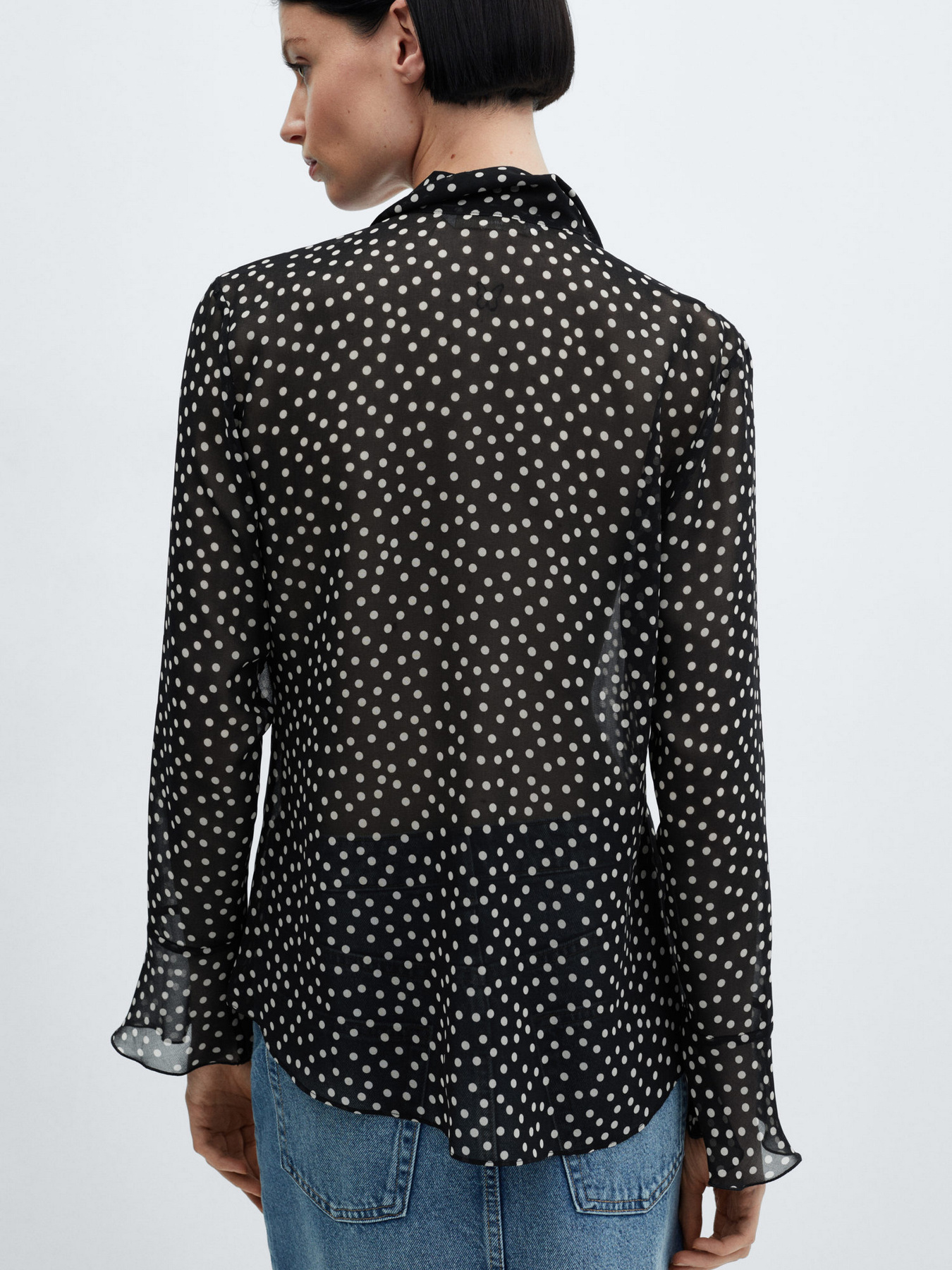 Блуза MANGO Camelot модель 67084071_99 Блуза MANGO Camelot модель 67084071_99 Фото