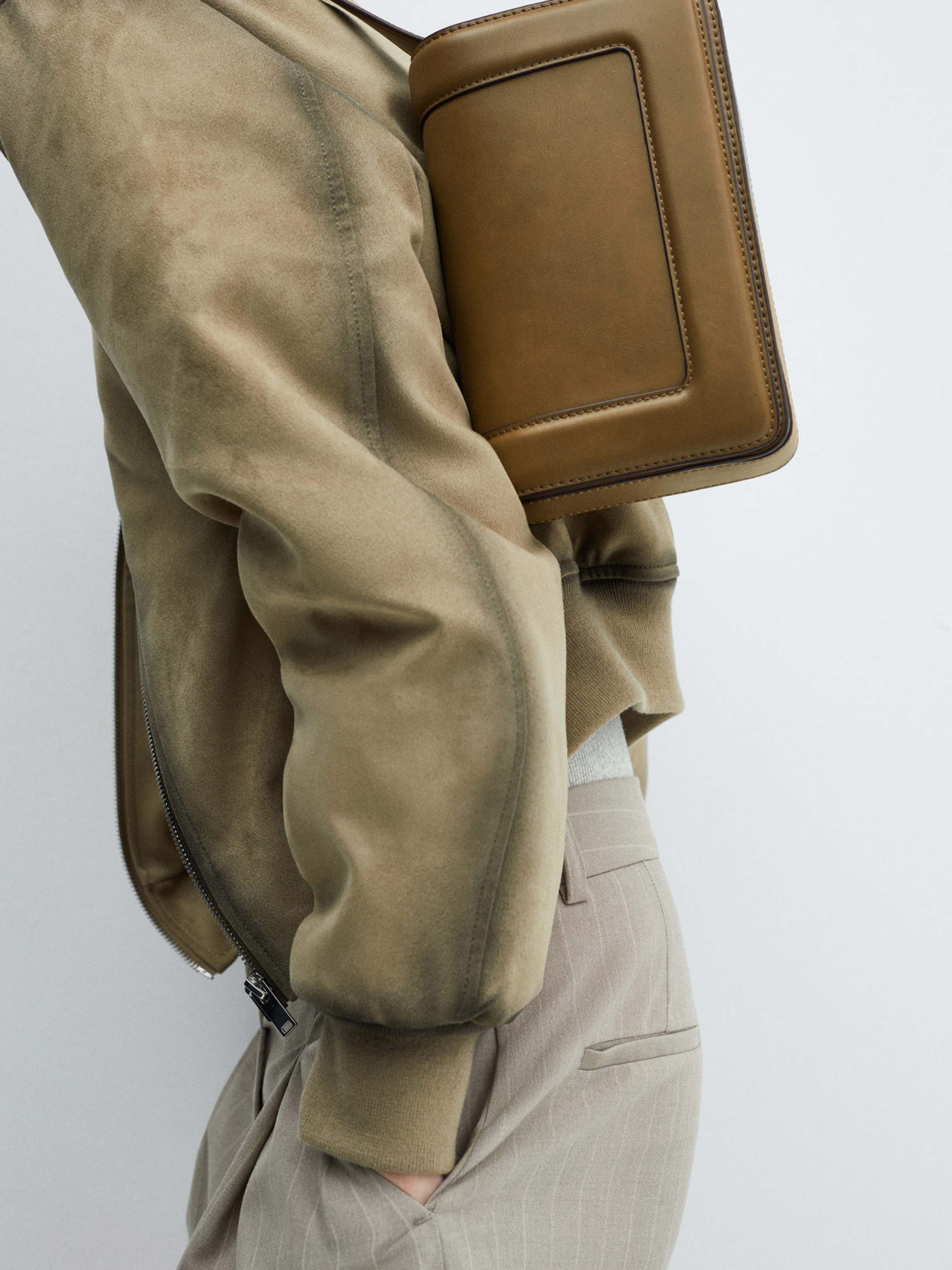 Кросс-боди MANGO Jorge модель 67014789_37 Фото