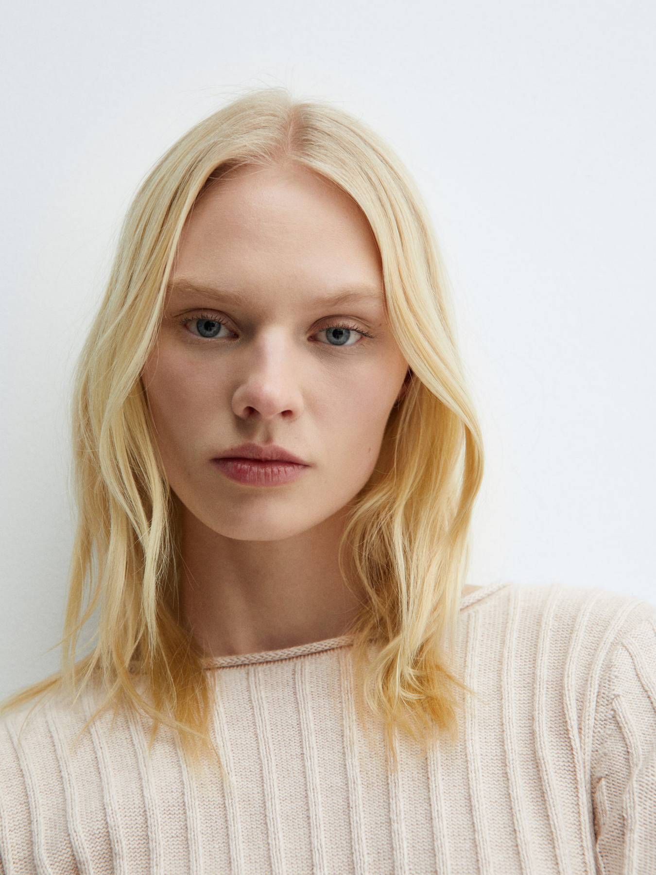 Джемпер MANGO Africa модель 67044051_7 Фото