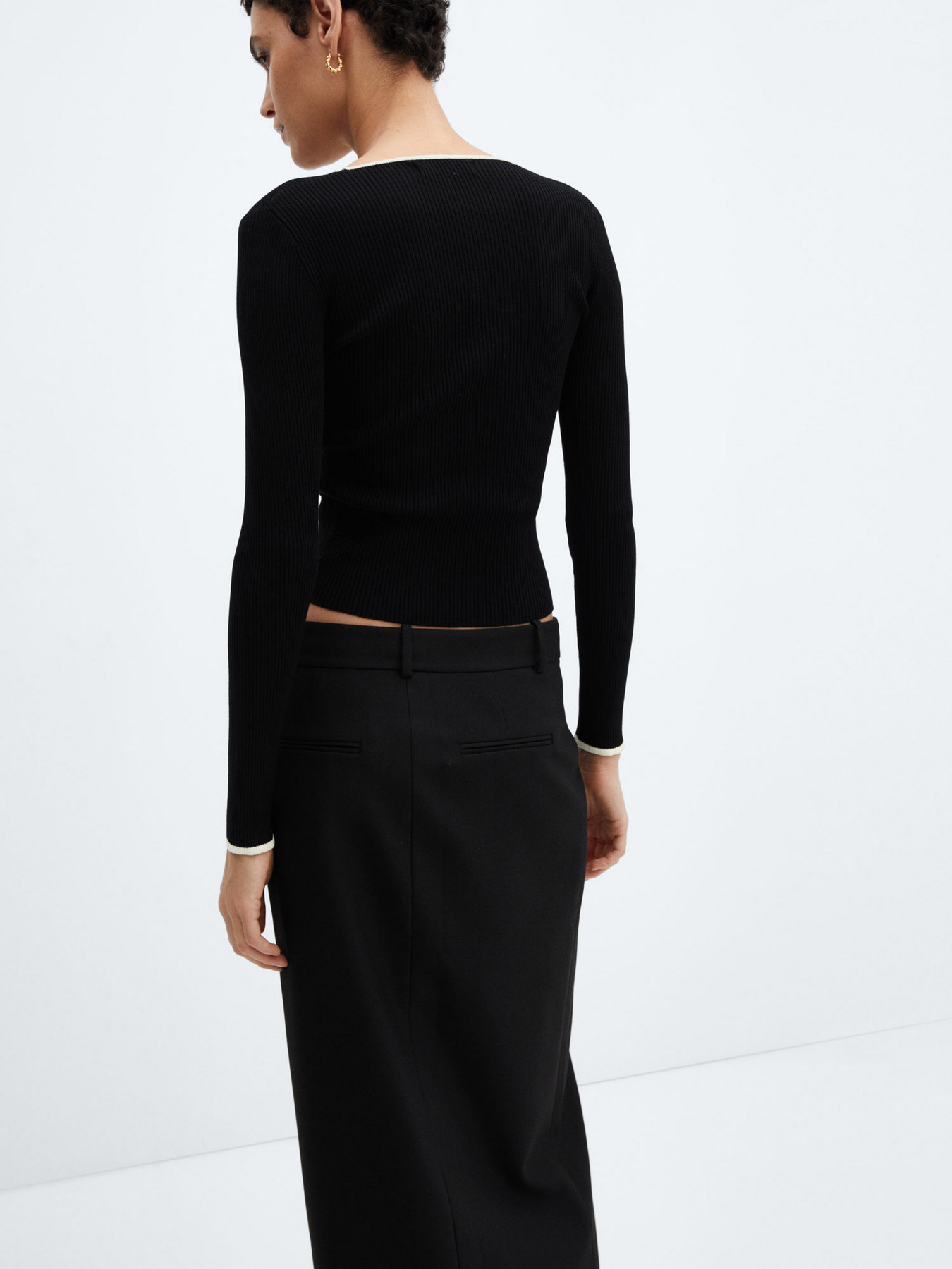 Джемпер MANGO Shadowin модель 67054034_99 Фото