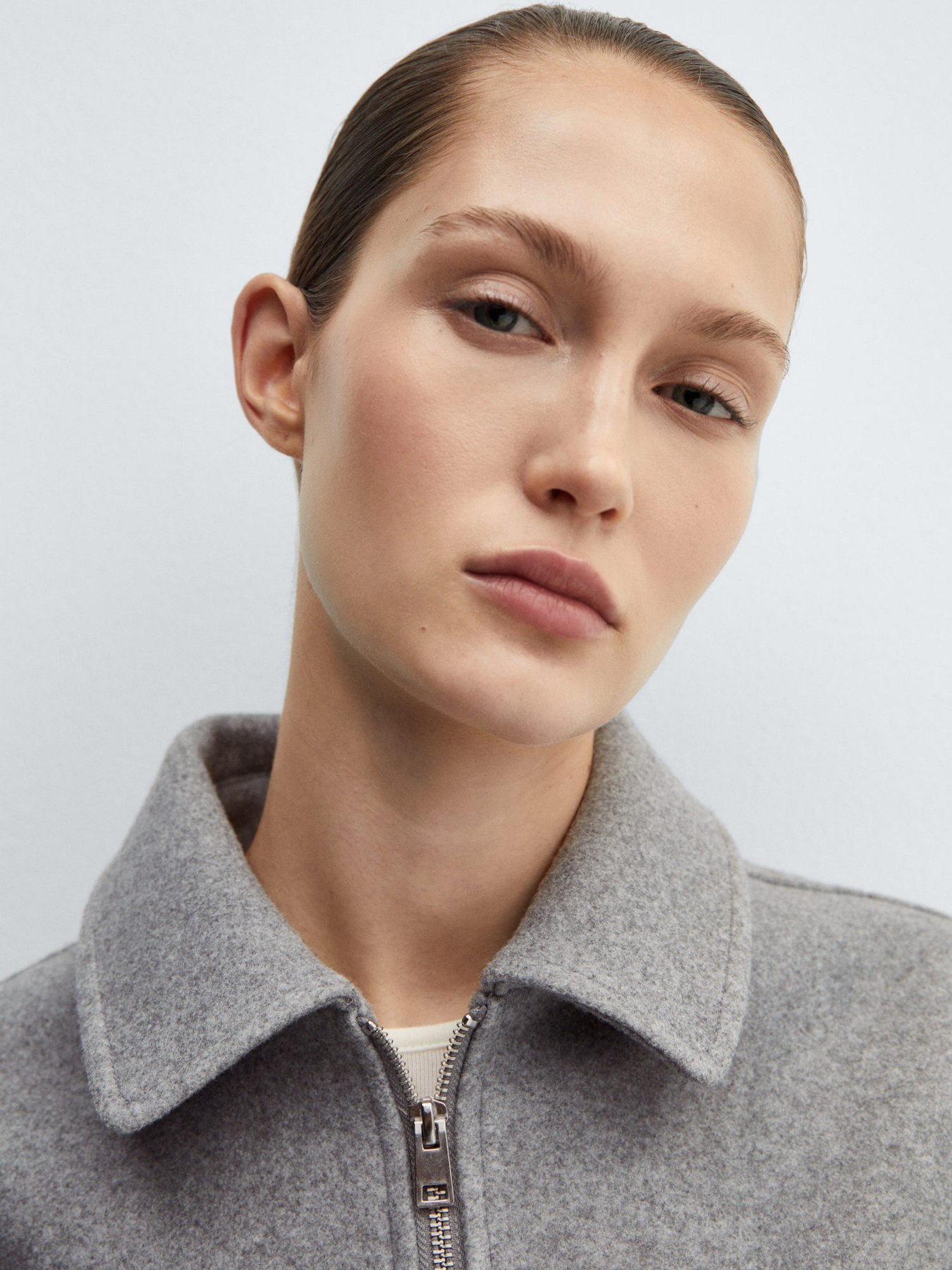 Демісезонна куртка MANGO Zipi модель 67054049_94 Фото