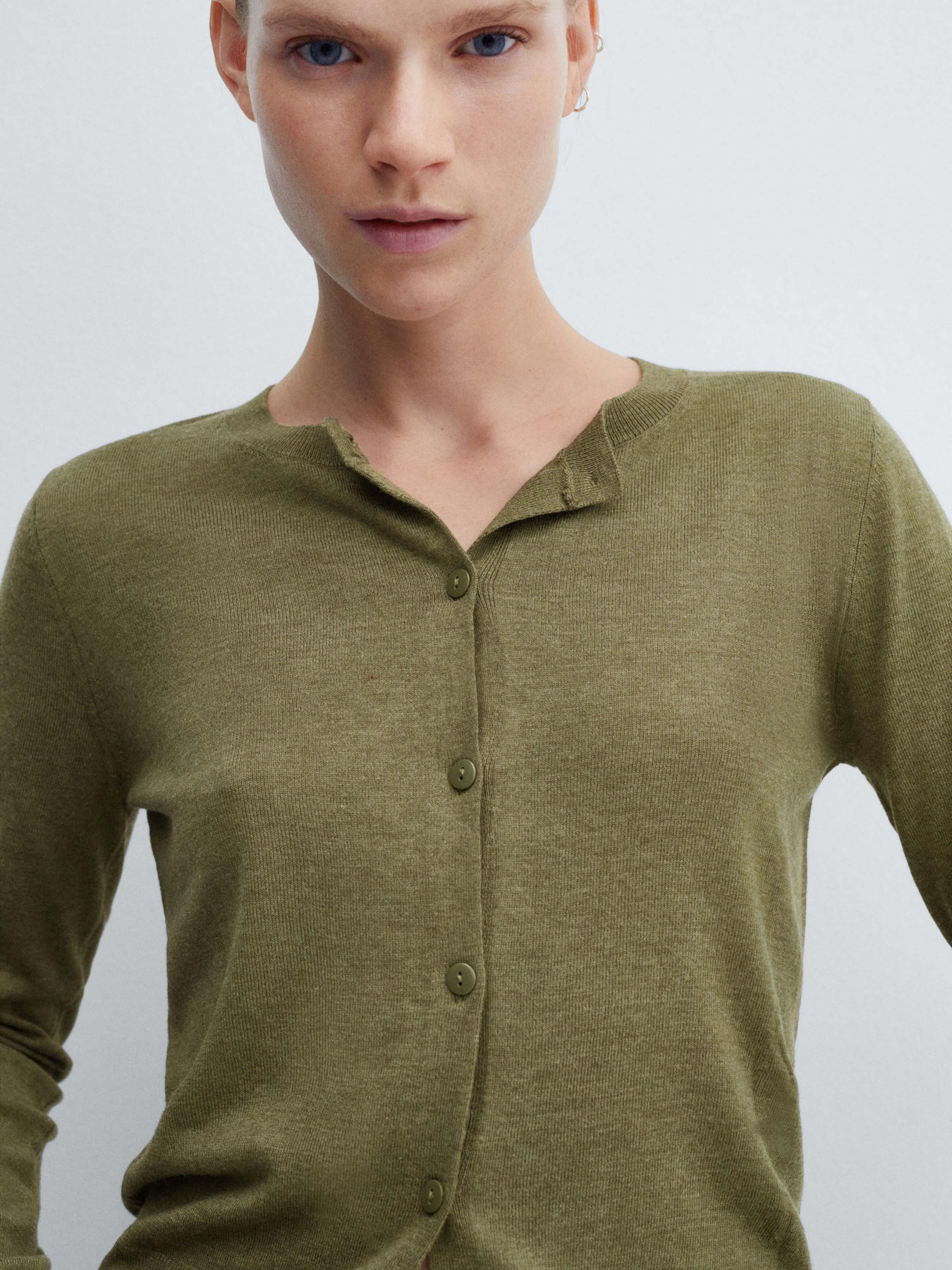 Кардиган MANGO Lukabob модель 67074047_37 Кардиган MANGO Lukabob модель 67074047_37 Фото