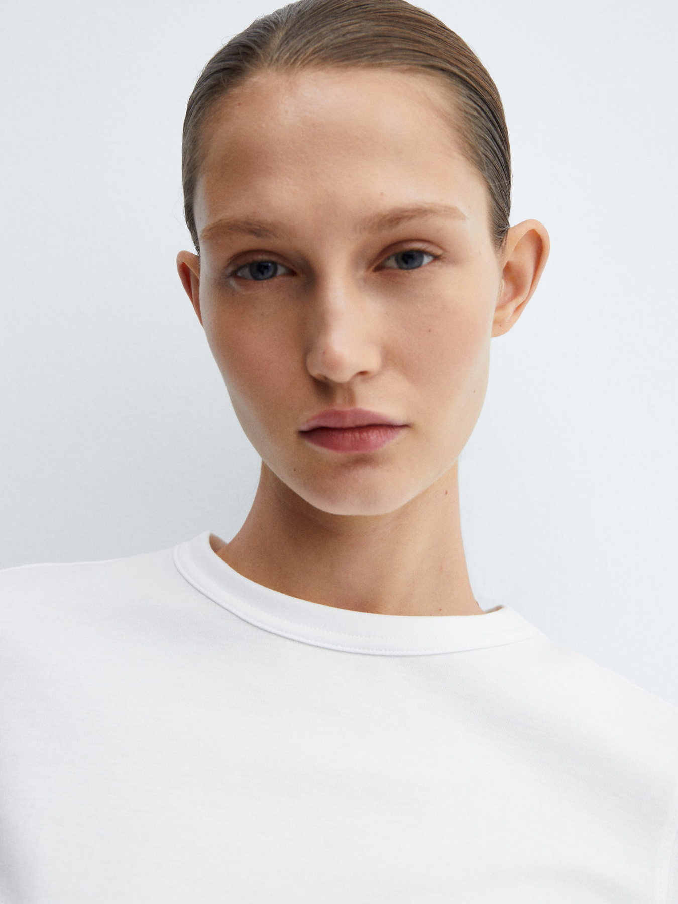 Футболка MANGO Rita модель 67084028_1 Футболка MANGO Rita модель 67084028_1 Фото