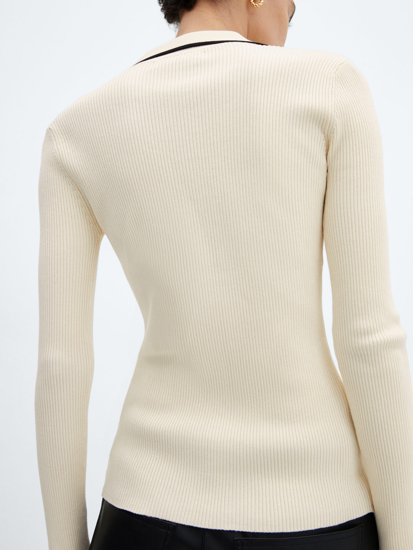 Кардиган MANGO Shadowin модель 67094033_5 Кардиган MANGO Shadowin модель 67094033_5 Фото