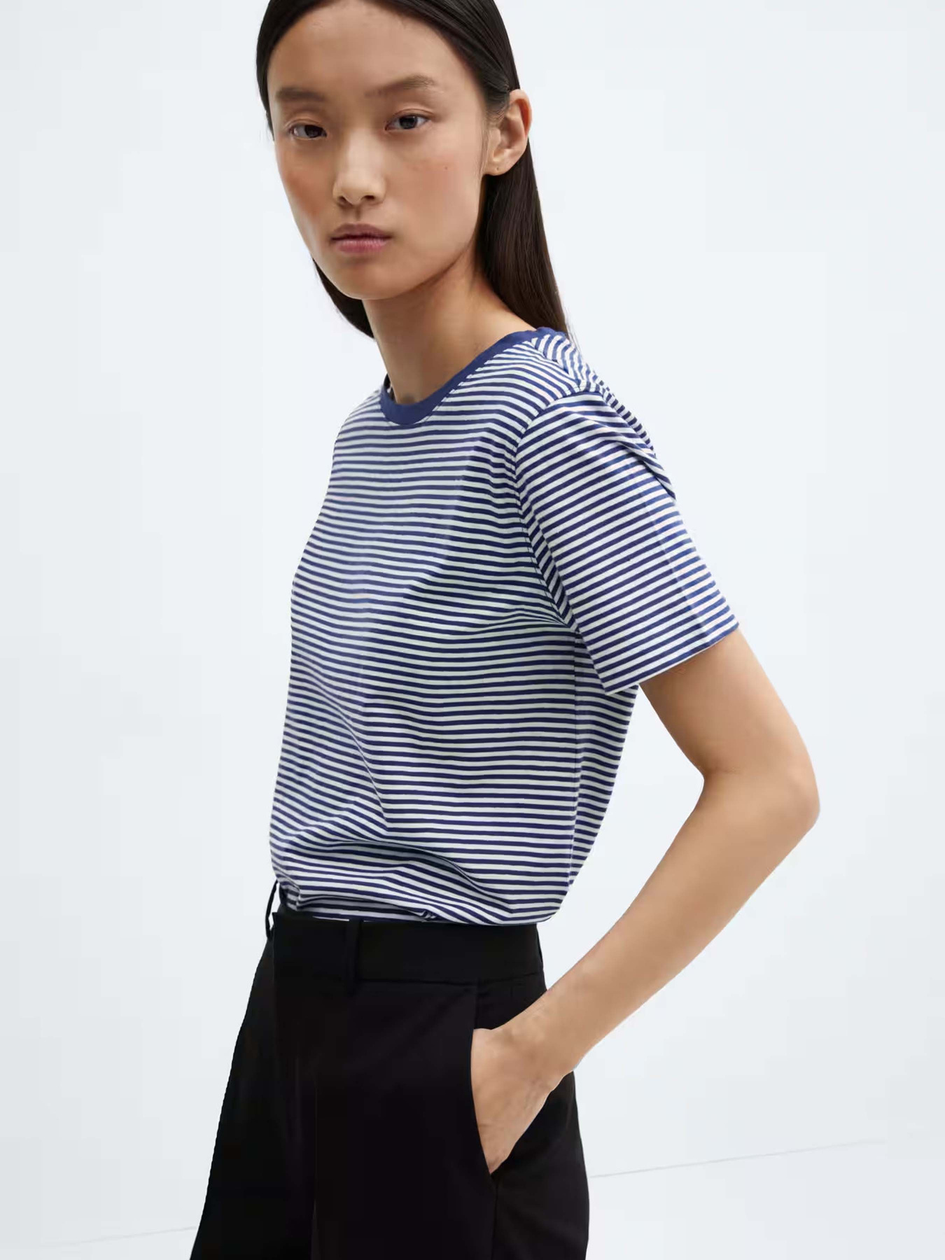 Футболка MANGO Chalaca модель 67910465_52 Футболка MANGO Chalaca модель 67910465_52 Фото