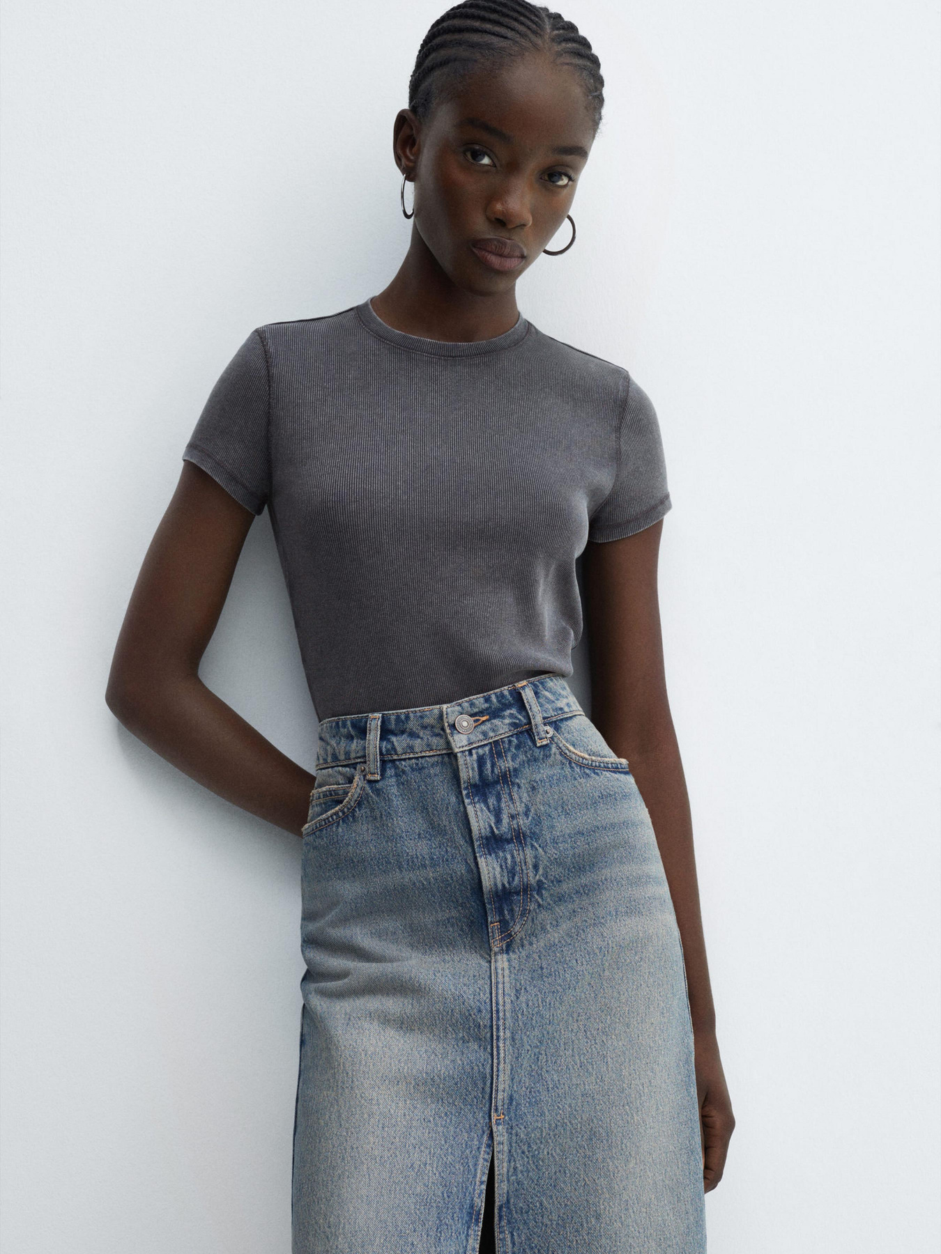 Футболка MANGO Fatima модель 67005751_95 Футболка MANGO Fatima модель 67005751_95 Фото