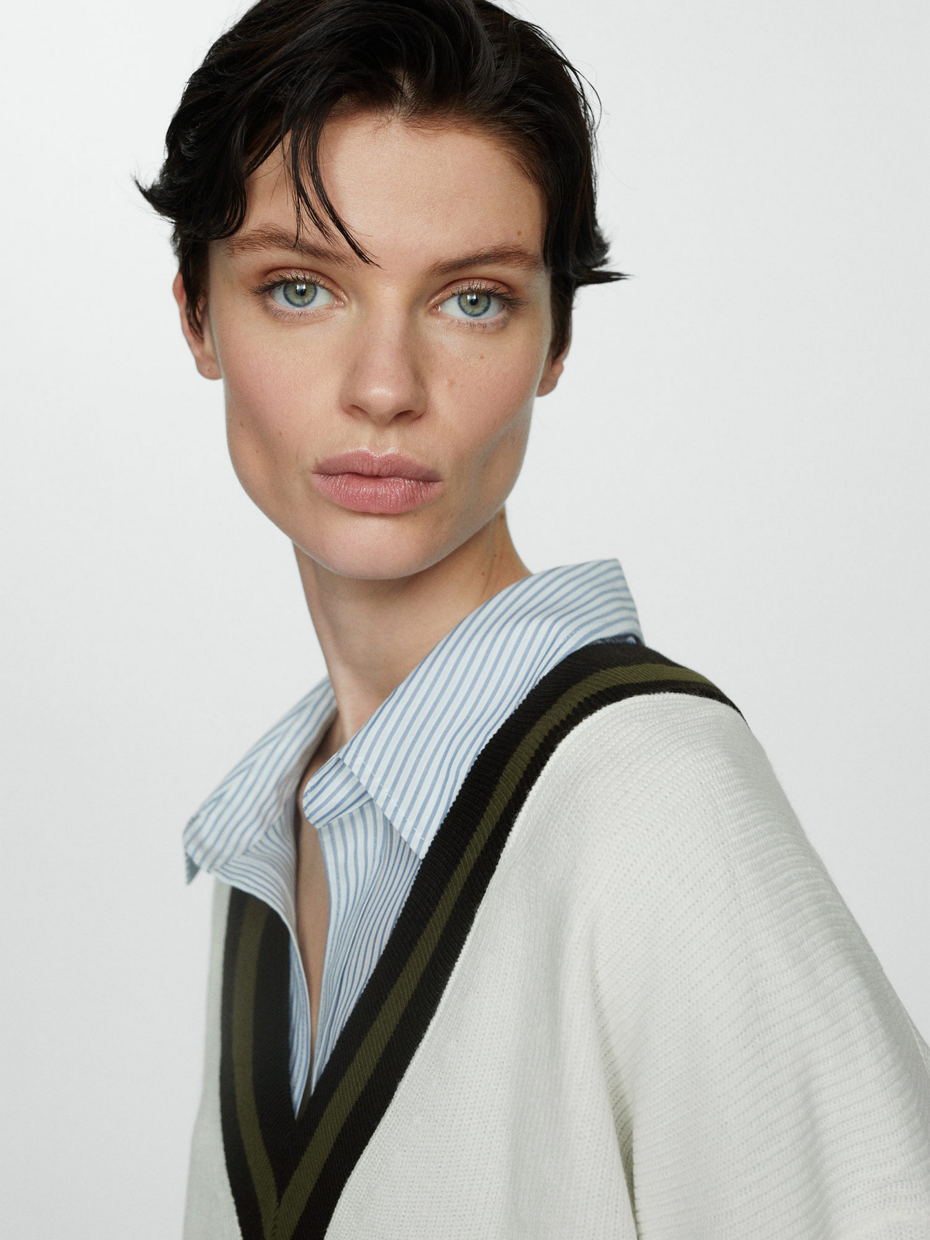 Джемпер MANGO College модель 67007147_5 Джемпер MANGO College модель 67007147_5 Фото