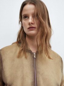 Бомбер MANGO Hannah модель 67014788_6 Фото