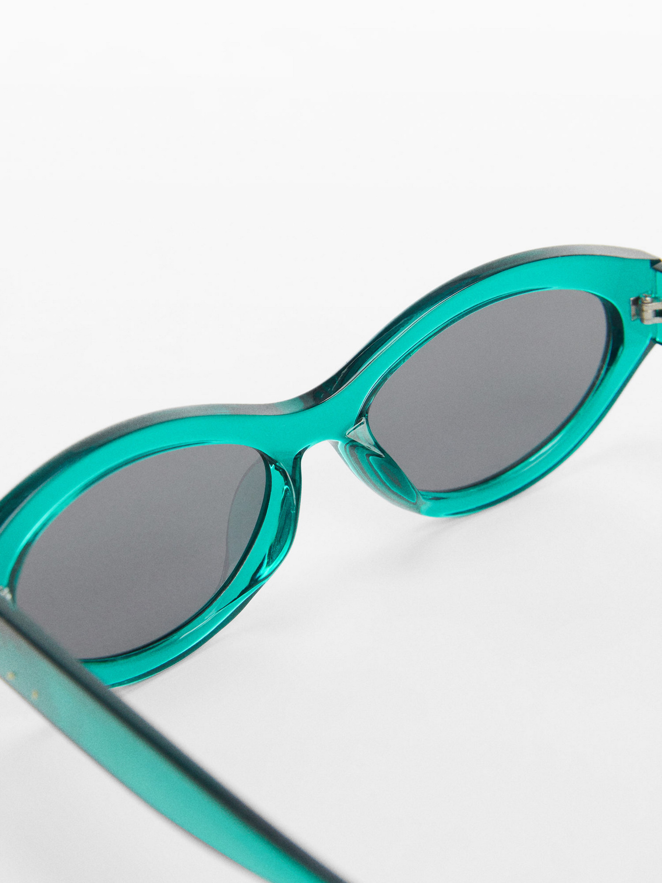 Солнцезащитные очки MANGO модель 67035988_59 Солнцезащитные очки MANGO модель 67035988_59 Фото