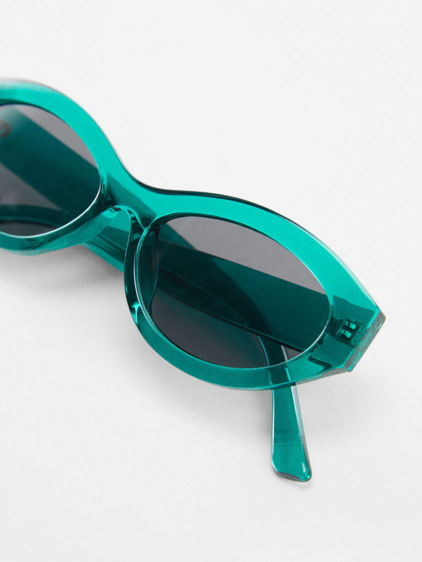 Солнцезащитные очки MANGO модель 67035988_59 Солнцезащитные очки MANGO модель 67035988_59 Фото