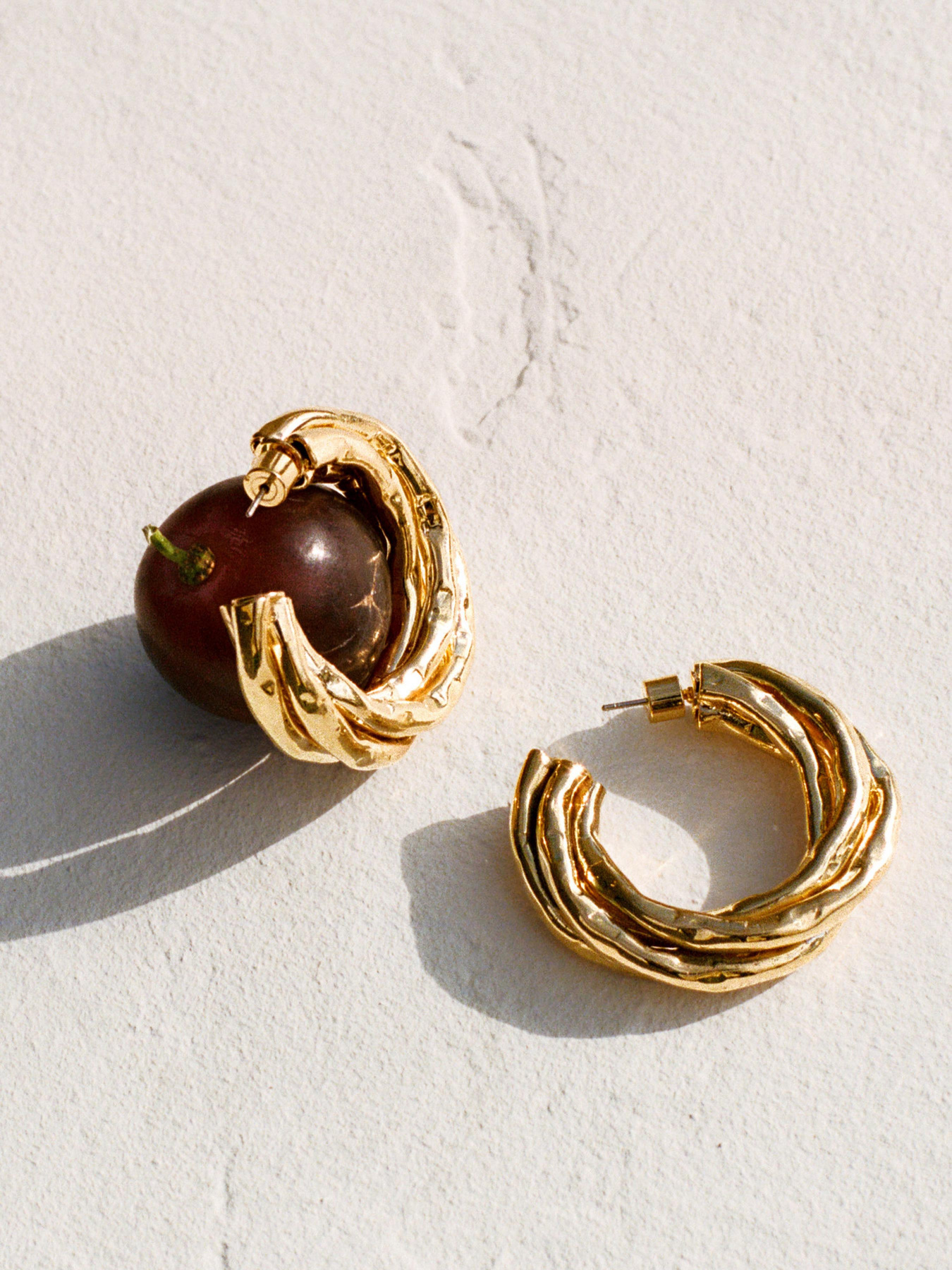 Серьги-гвоздики MANGO модель 67056033_OR Фото