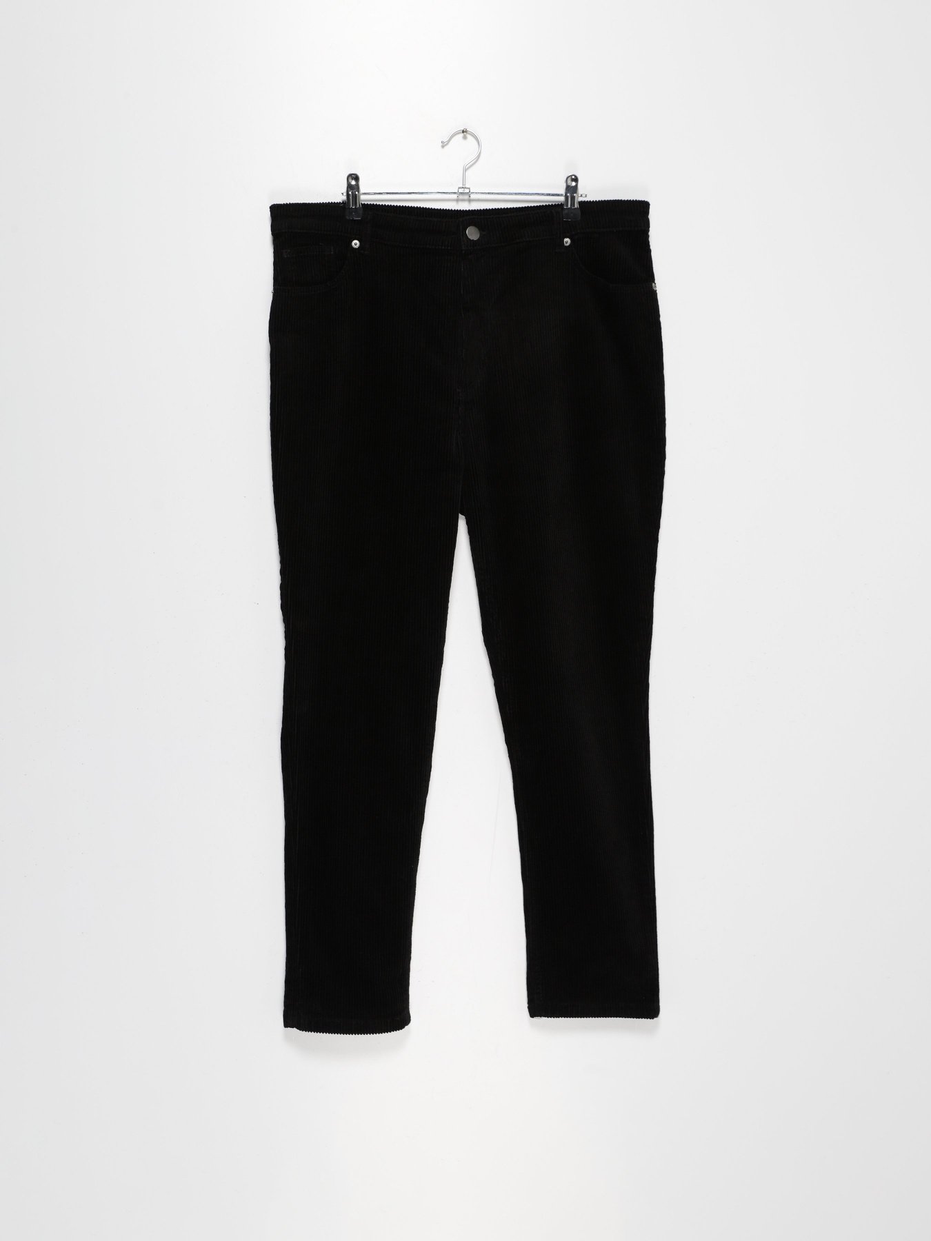 Повседневные штаны Monki модель 0628768_чорний Фото