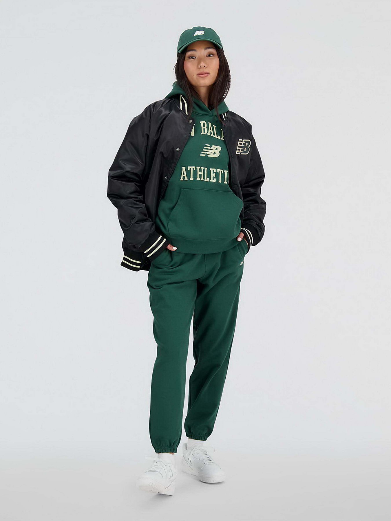 Свитшот New Balance Athletics Varsity модель WT33550NWG Фото