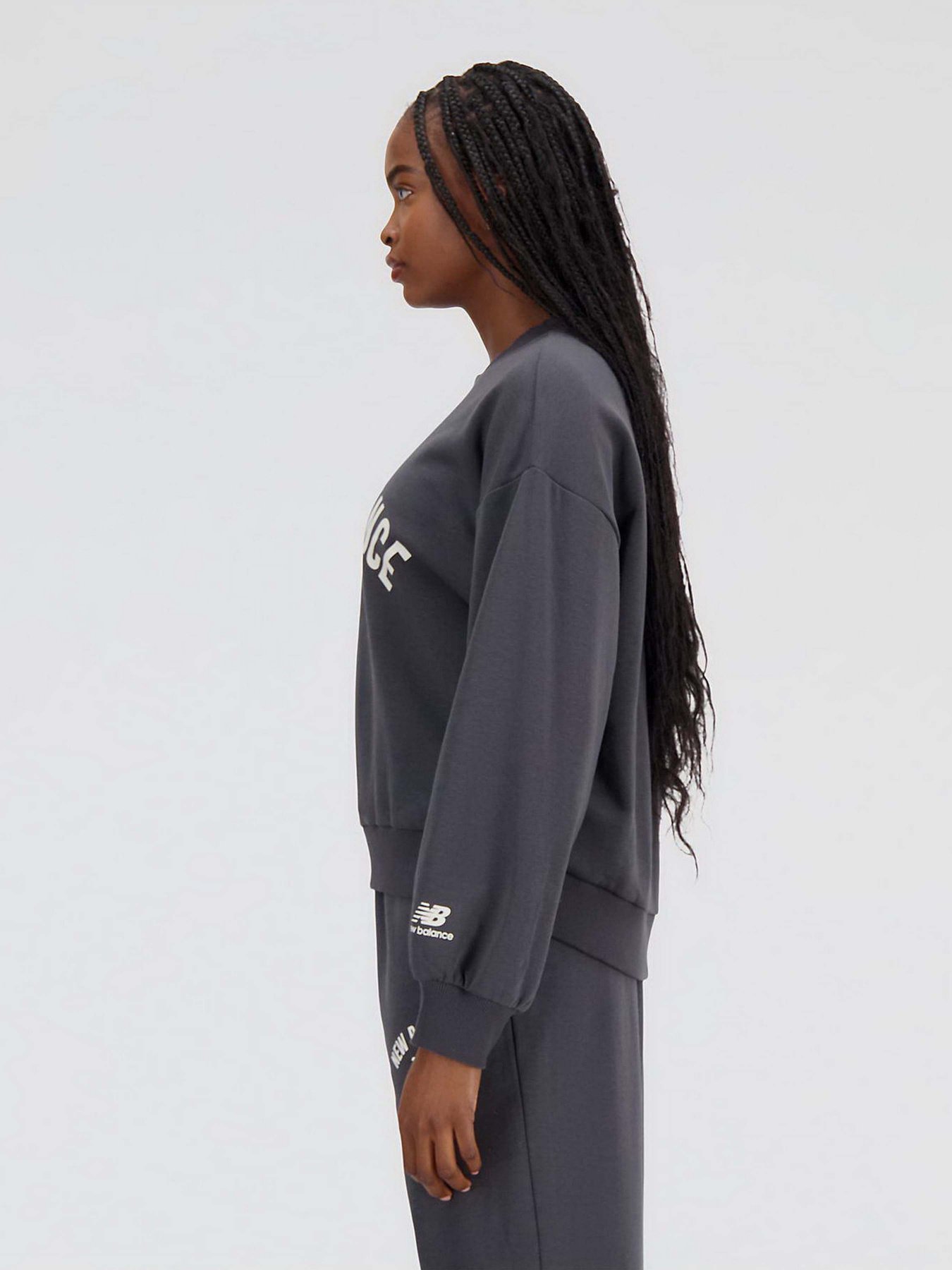 Свитшот New Balance Essentials Varsity модель WT33553ACK Фото