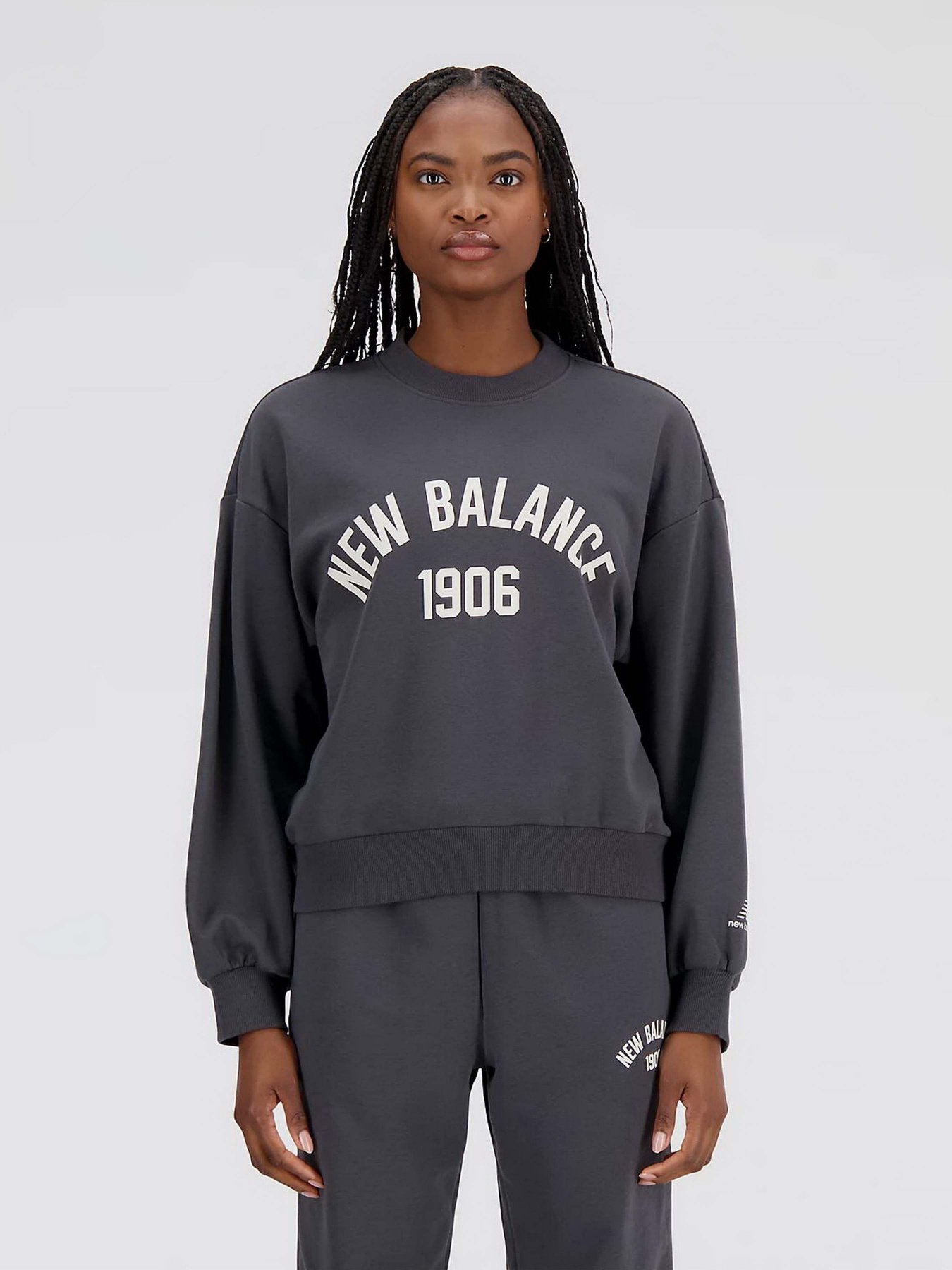 Свитшот New Balance Essentials Varsity модель WT33553ACK Фото