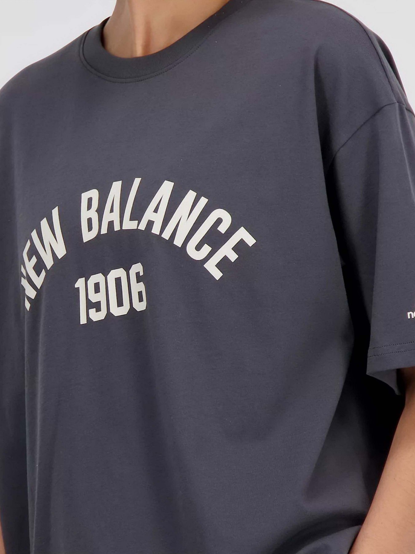 Футболка New Balance Essentials Varsity модель WT33554ACK Фото