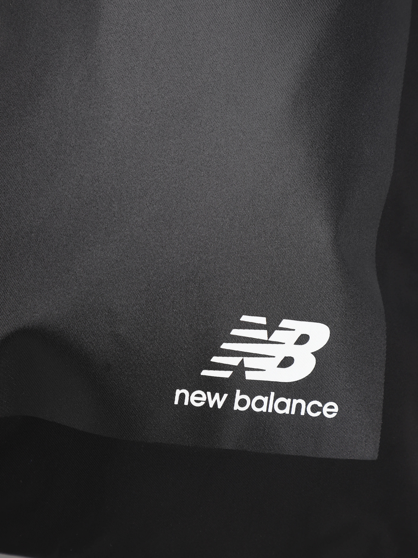 Сумка New Balance Dual Pockets модель LAB33017BK Фото