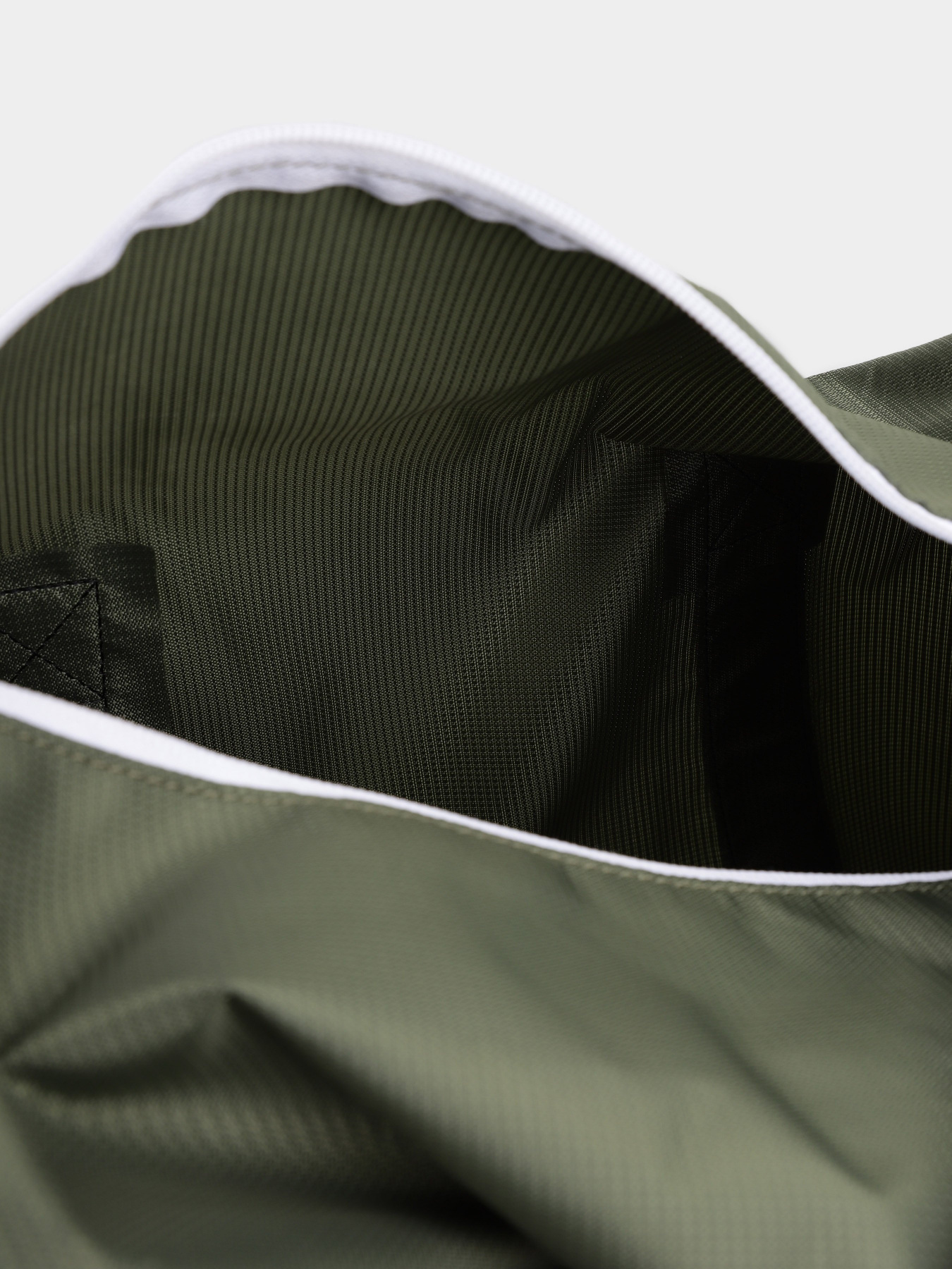 Дорожная сумка New Balance OPP Core Small Duffel модель LAB13102DON Фото