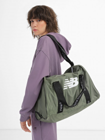 Дорожная сумка New Balance OPP Core Small Duffel модель LAB13102DON Фото
