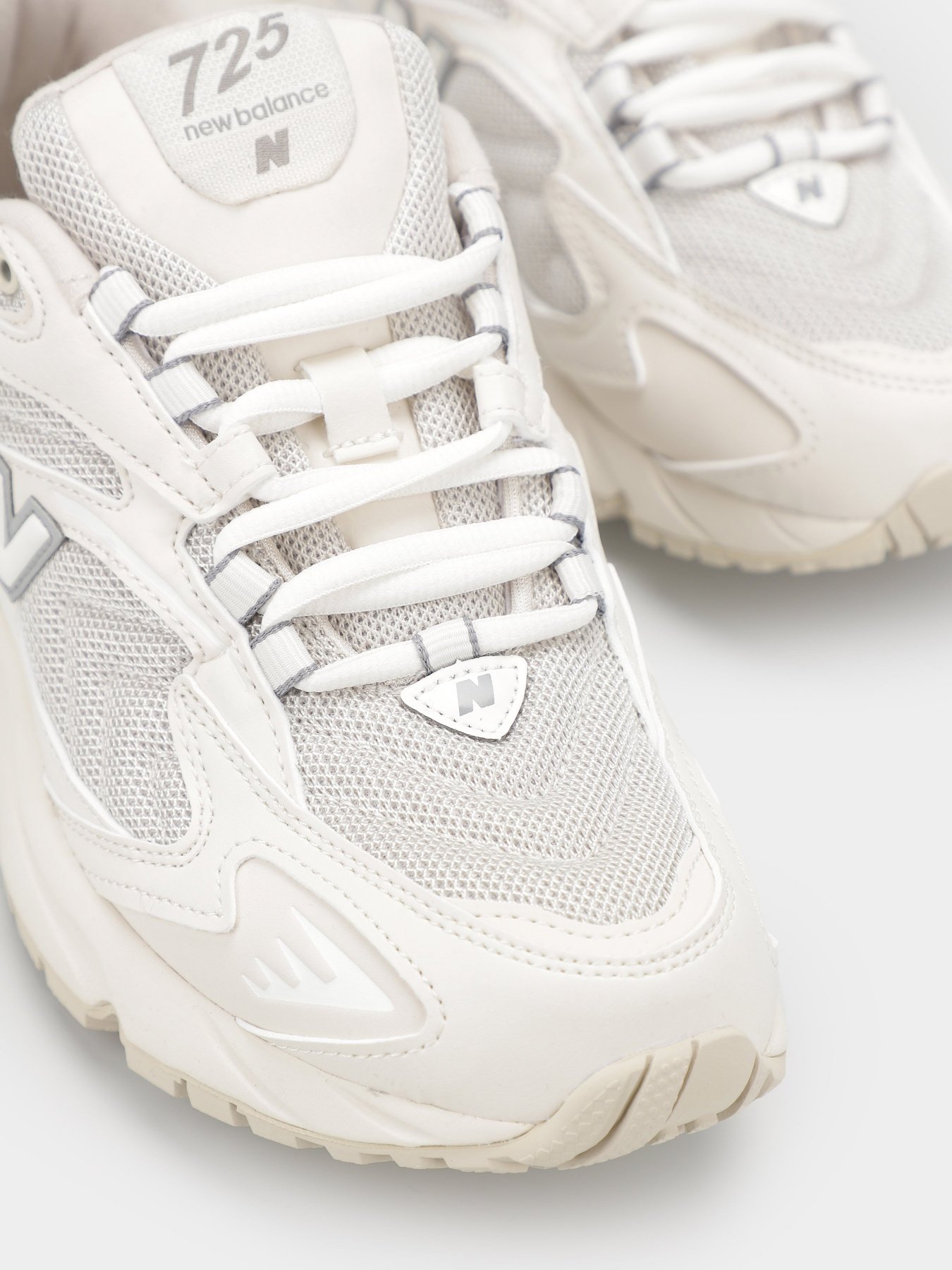 Кроссовки New Balance 725 T2 модель ML725AL Фото