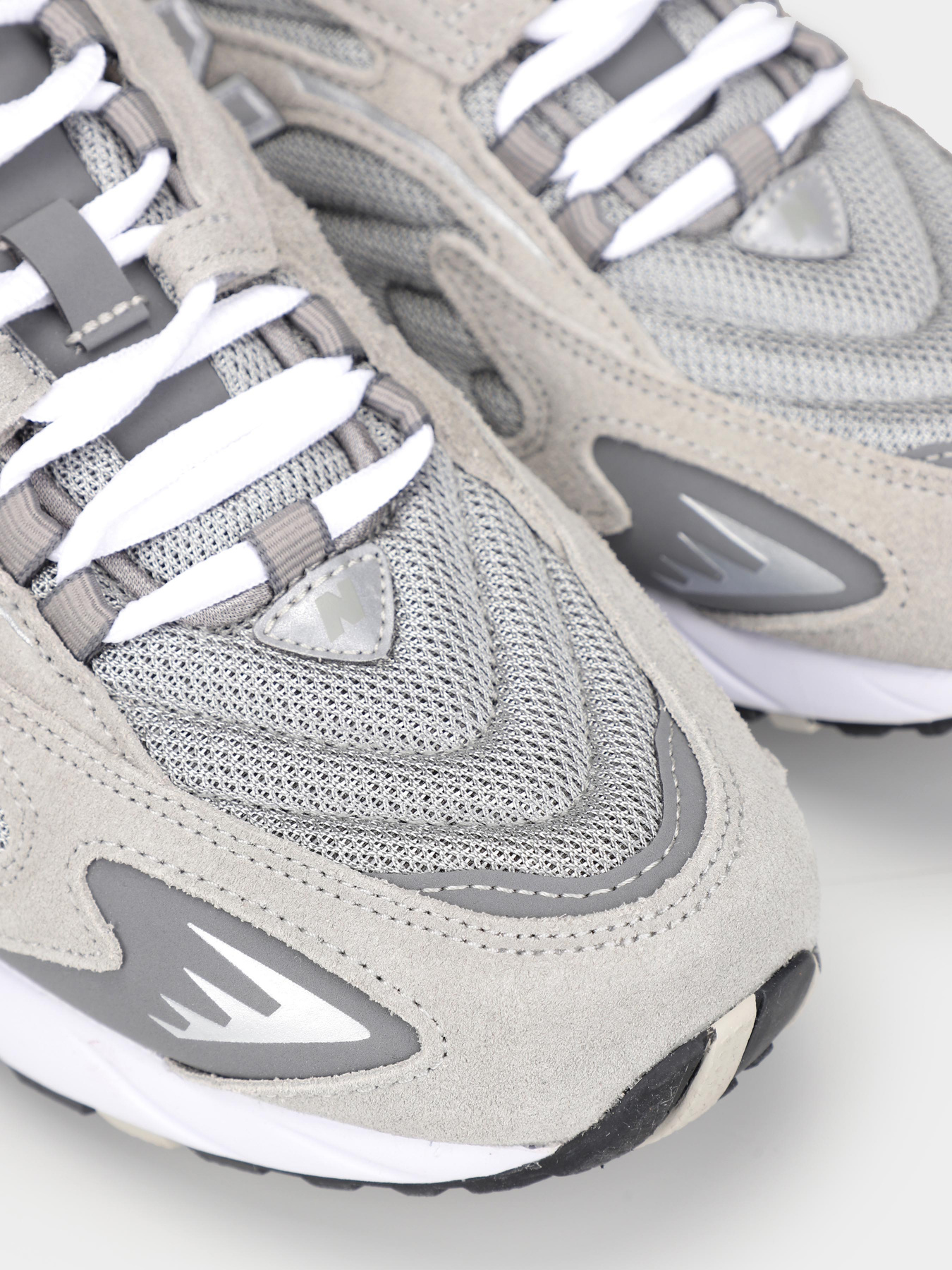 Кроссовки New Balance 725 T2 модель ML725P Фото