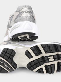 Кроссовки New Balance 725 T2 модель ML725P Фото