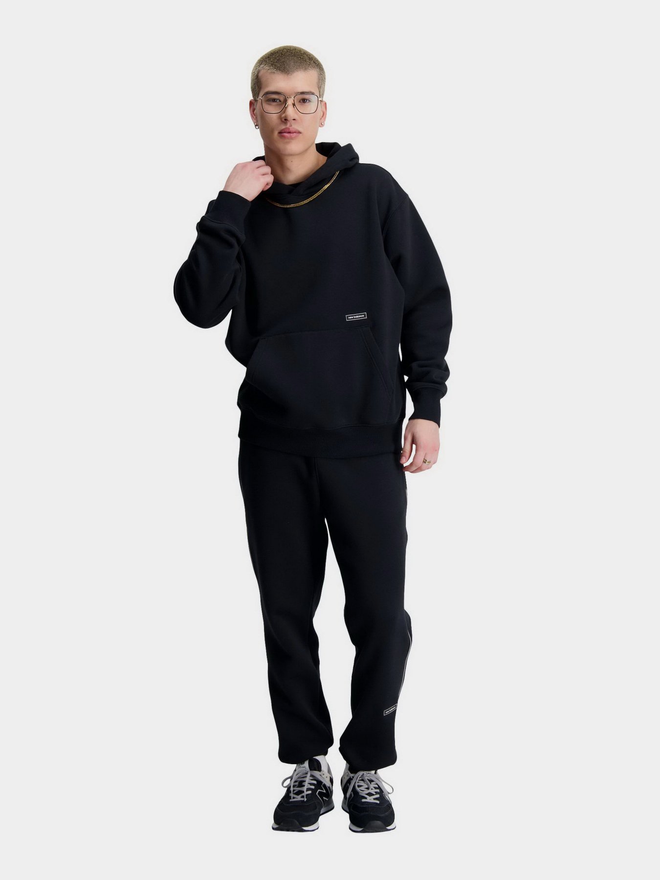 Худі New Balance Essentials Winter модель MT33516BK Худі New Balance Essentials Winter модель MT33516BK Фото