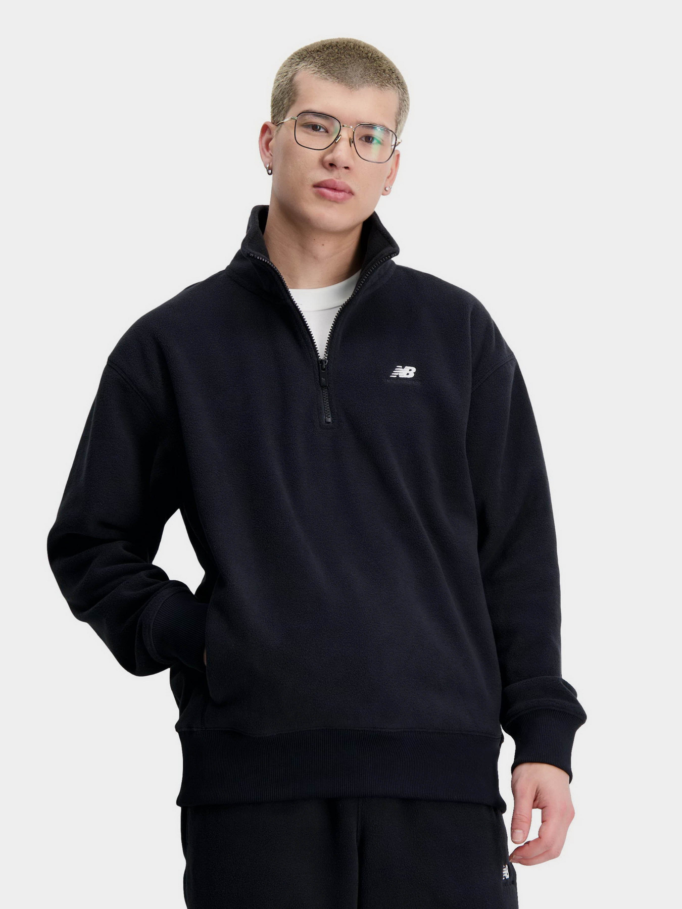 Кофта New Balance Athletics Polar Fleece модель MT33542BK Кофта New Balance Athletics Polar Fleece модель MT33542BK Фото