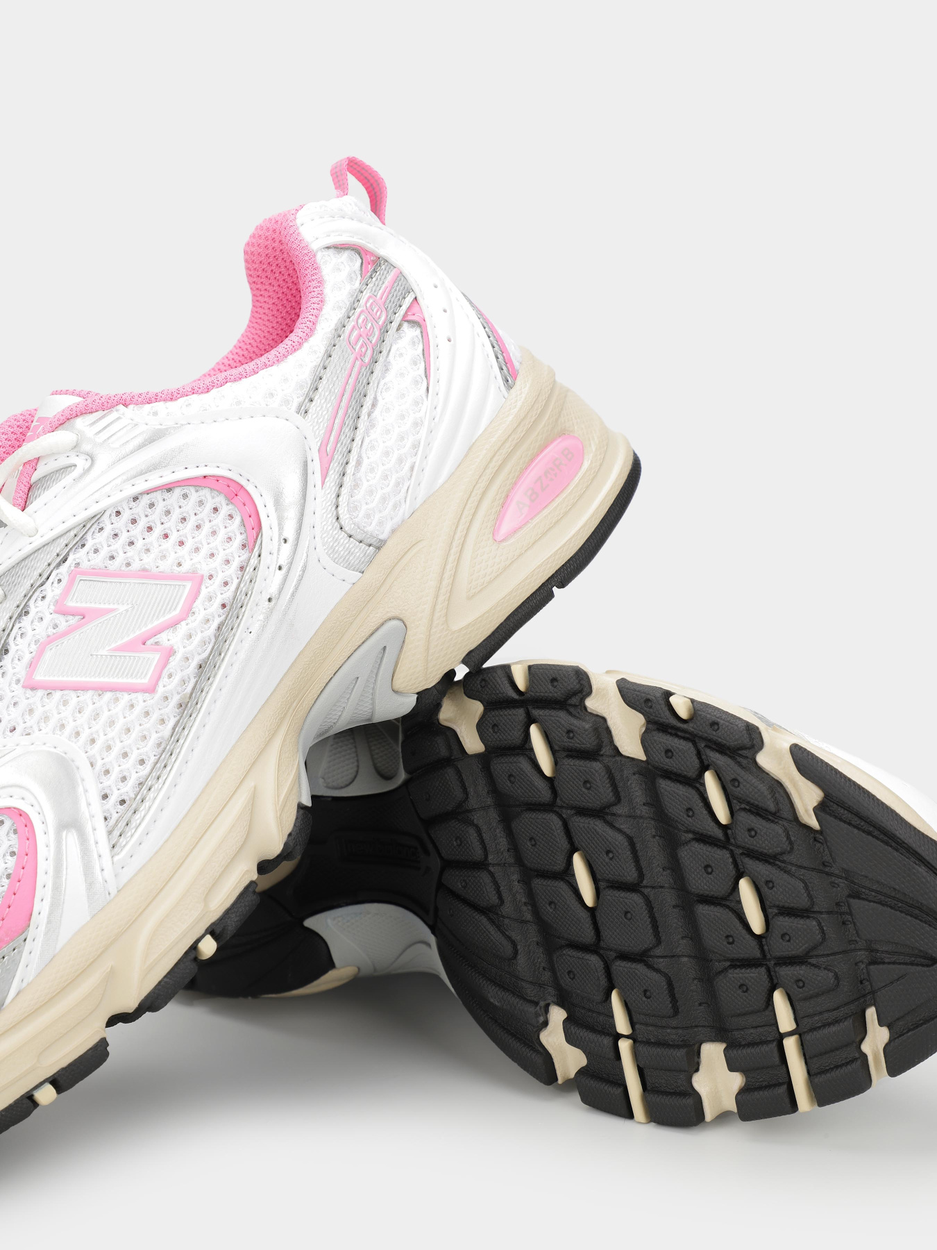 Кросівки New Balance 530 модель MR530ED Фото