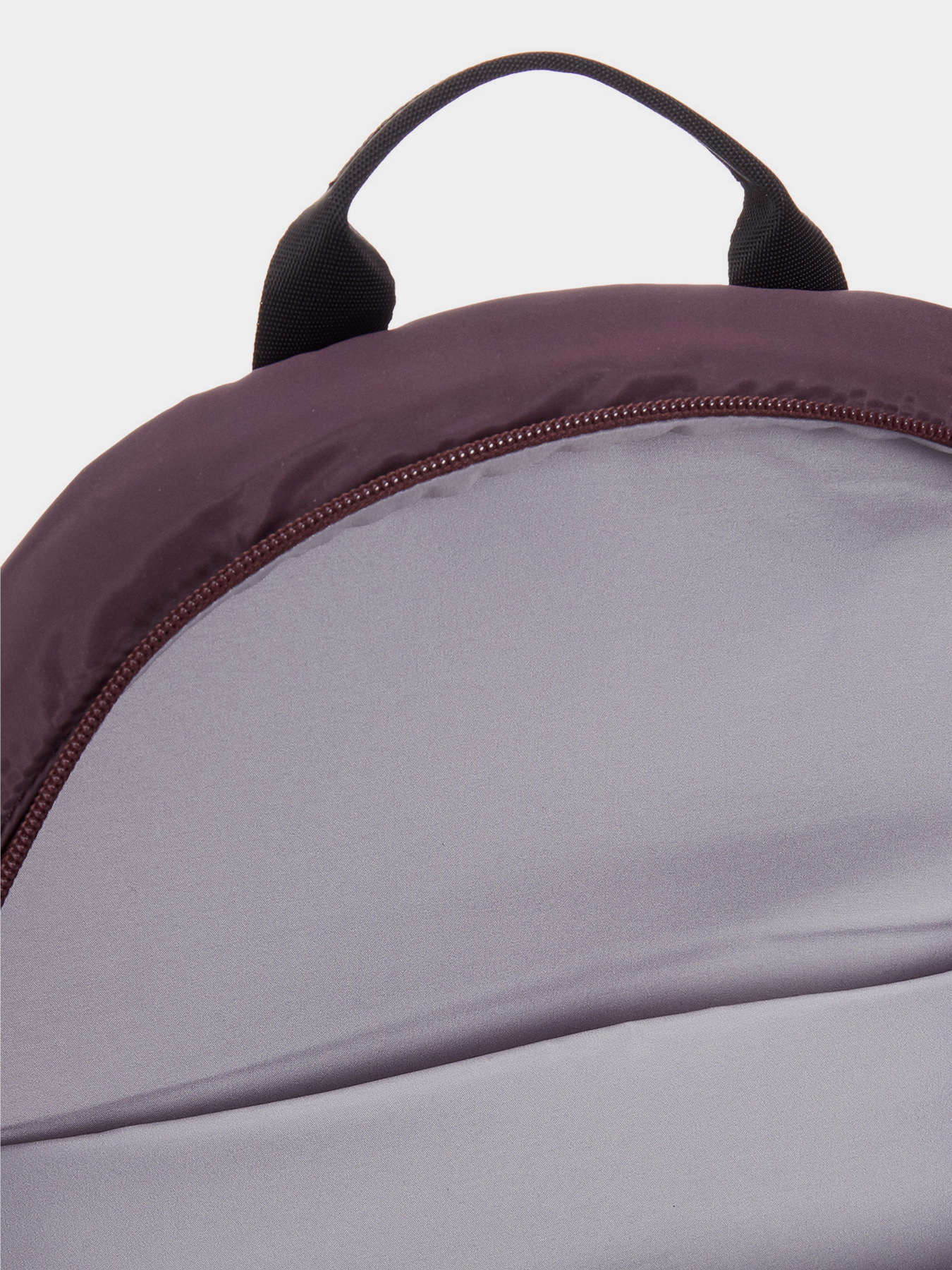 Рюкзак New Balance Tote 8L модель LAB23083LIE Фото