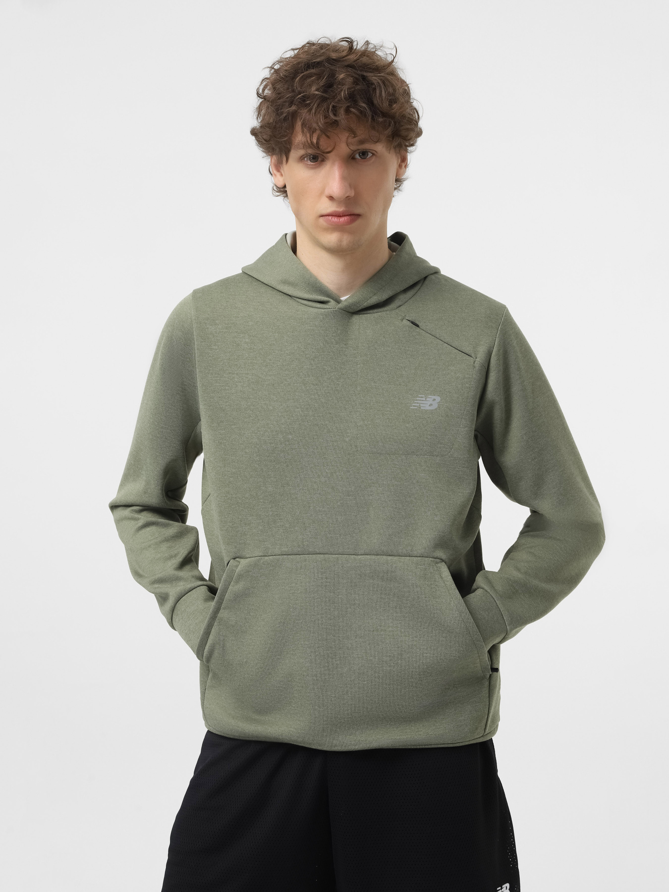 Худі New Balance TECH KNIT модель MT41139DEK Худі New Balance TECH KNIT модель MT41139DEK Фото