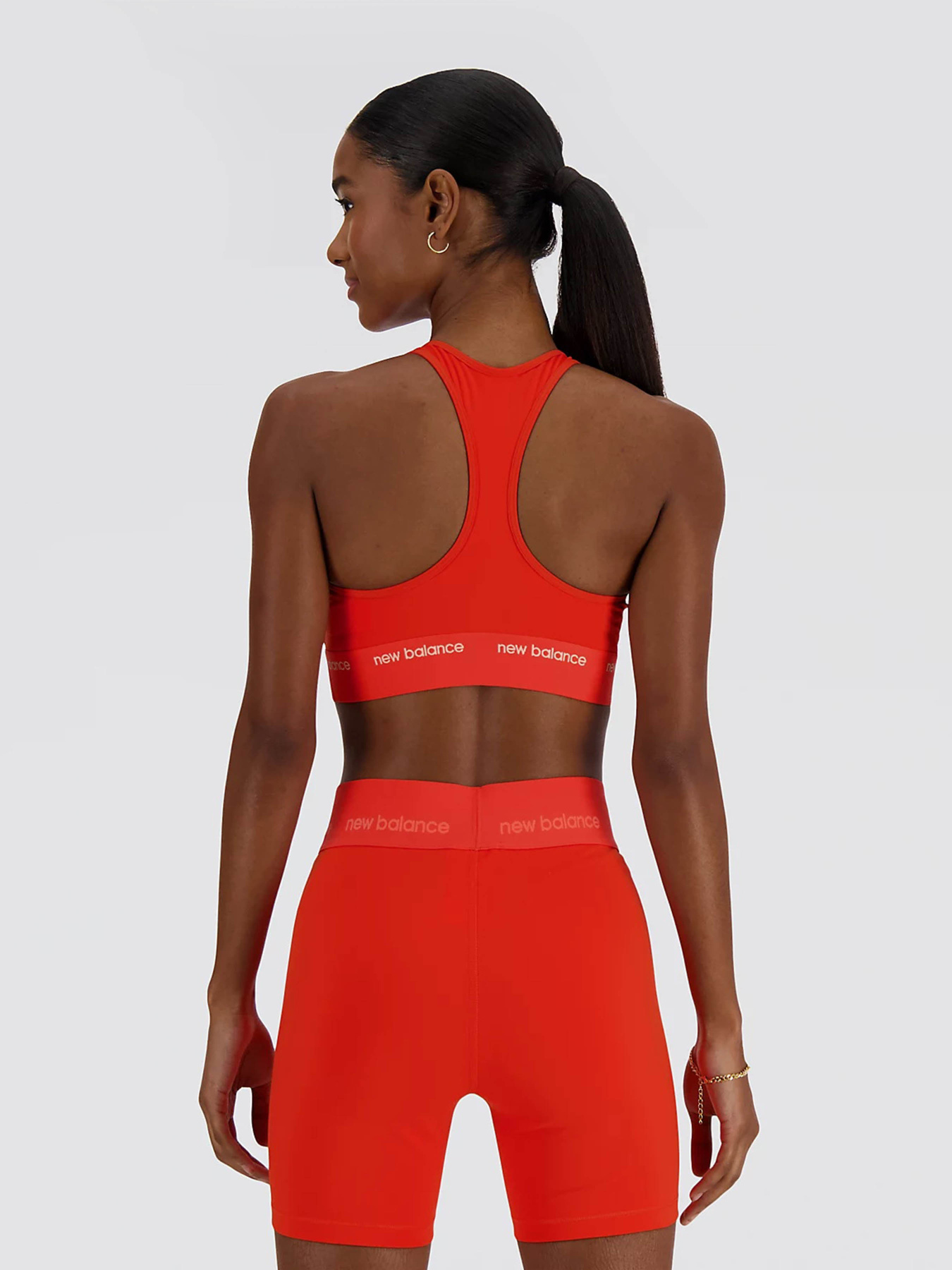 Спортивный топ New Balance PACE модель WB41048NEF Фото