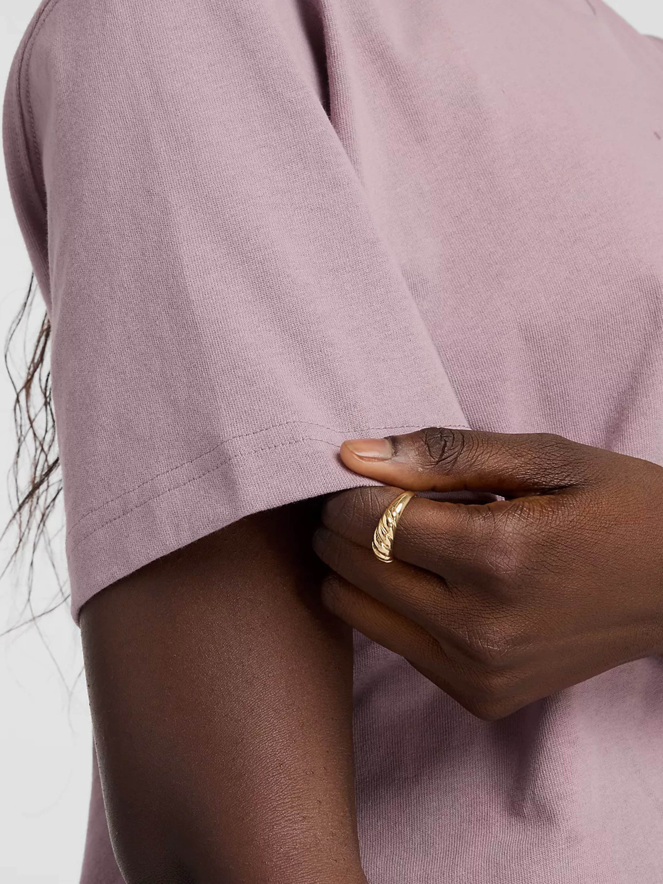 Футболка New Balance Embossed Logo Jersey модель WT43531ICW Фото